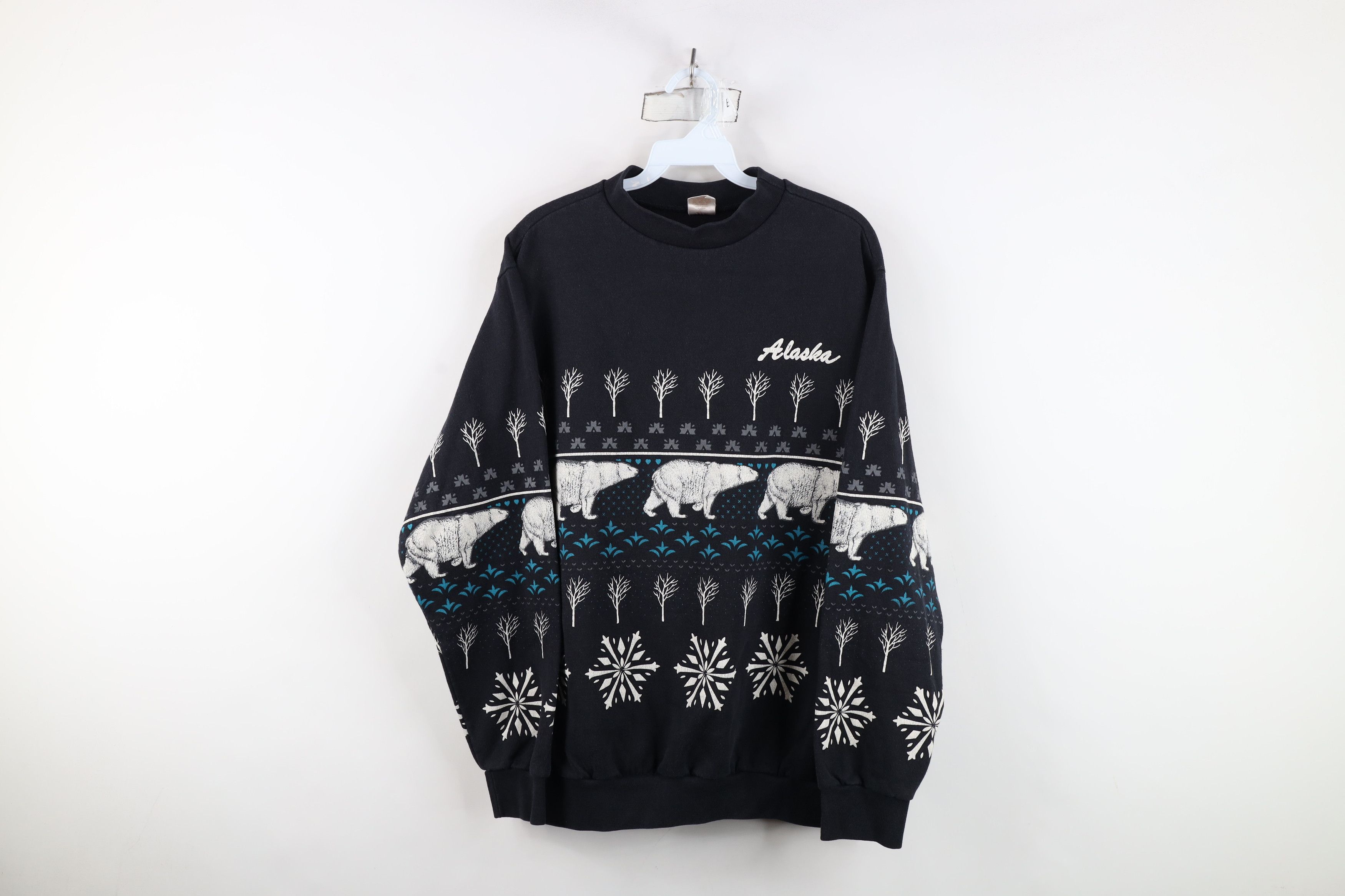 Vintage Vintage 90s Streetwear Polar Bear All Over Print Sweatshirt Size XL / US 12-14 / IT 48-50 - 1 Thumbnail