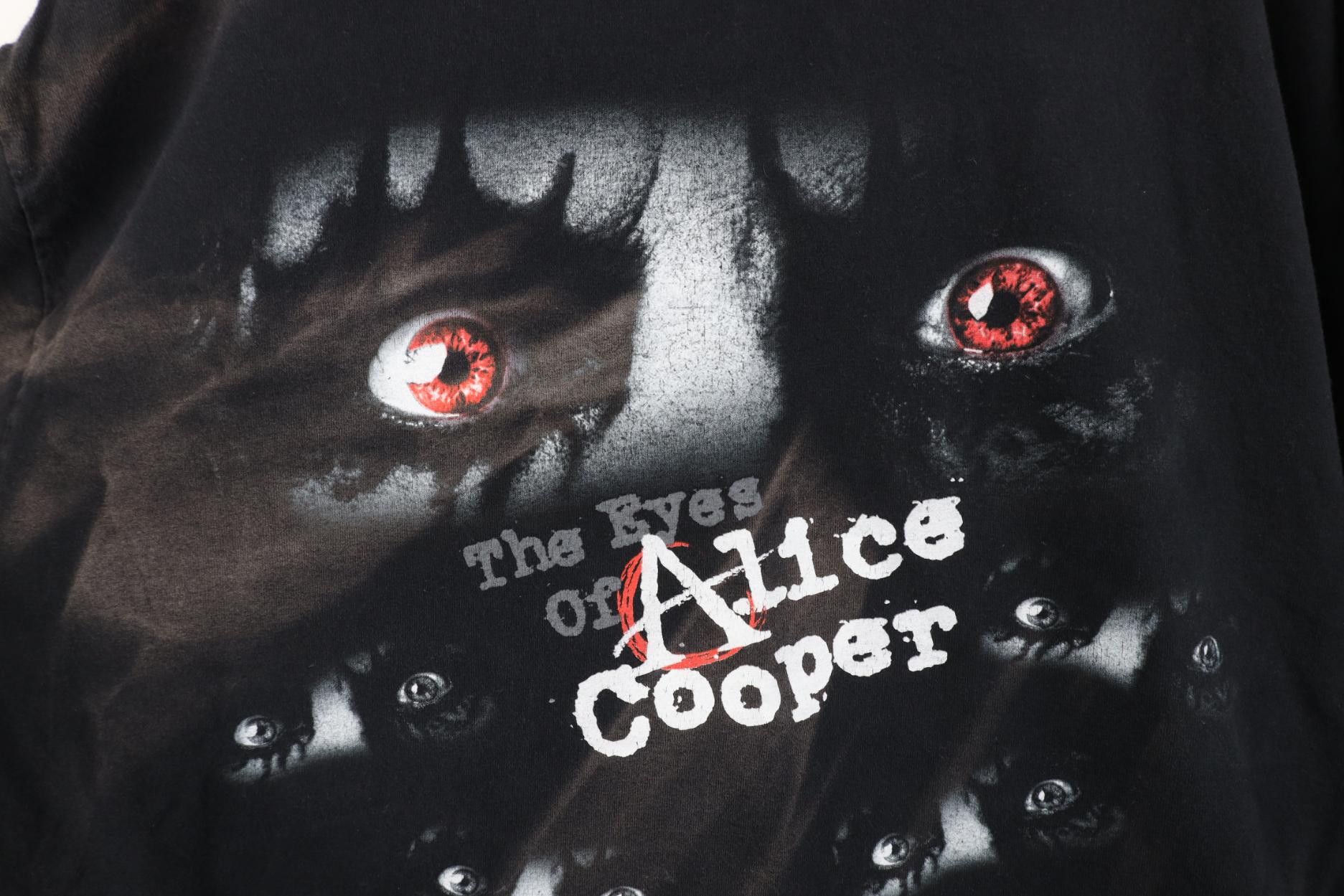 Vintage Vintage 90s Y2K The Eyes of Alice Cooper All Over T-Shirt Size US XL / EU 56 / 4 - 4 Thumbnail