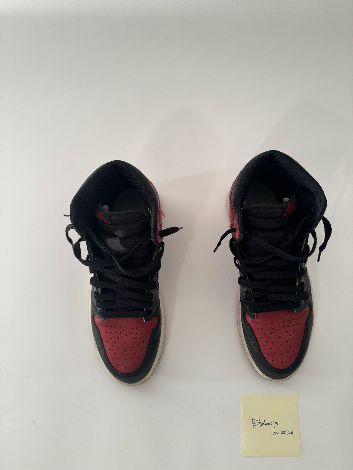 Jordan Brand Air Jordan Bred 1 (2016) Size 9.5 Size US 9.5 / EU 42-43 - 3 Thumbnail
