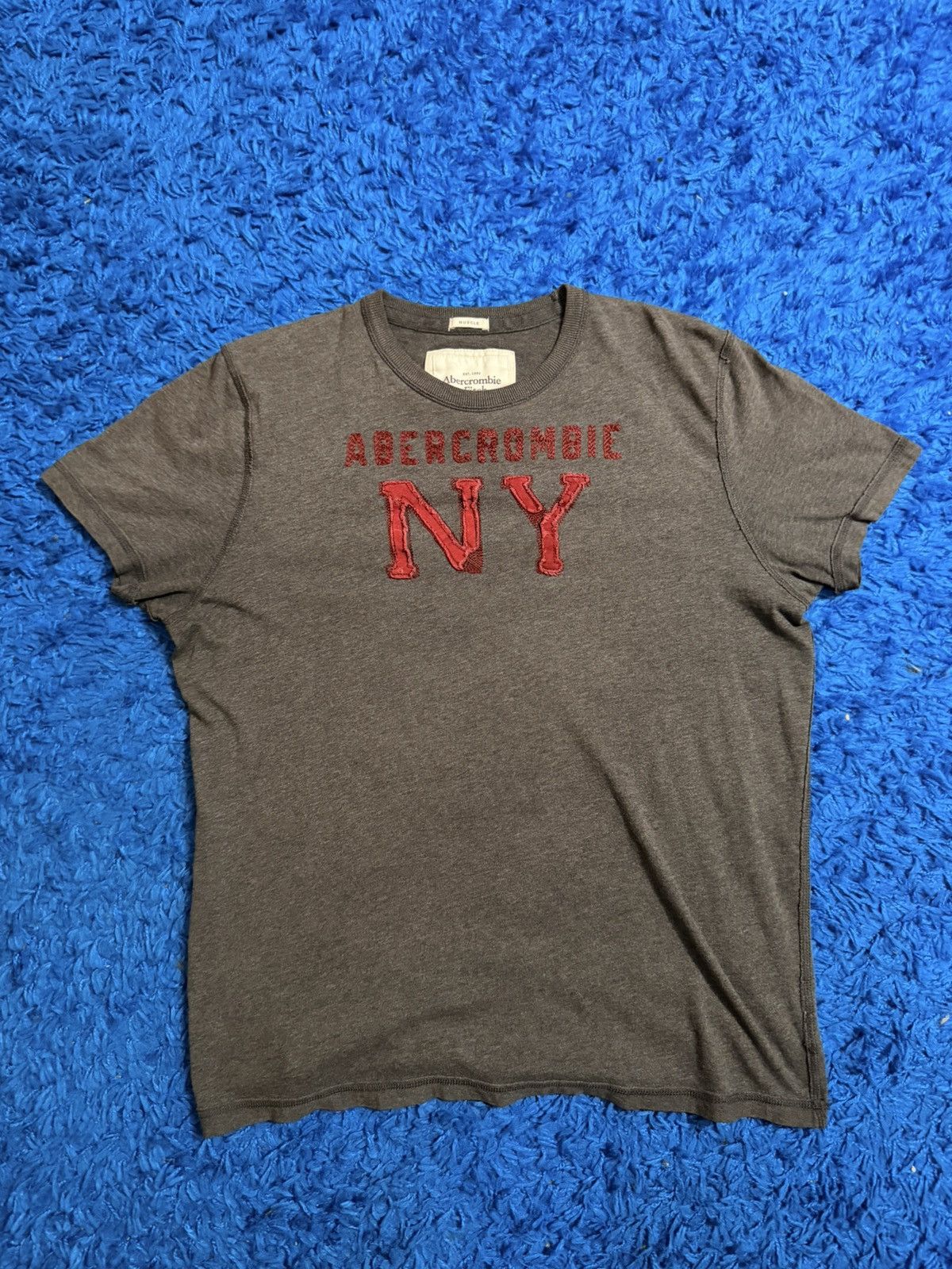 Abercrombie & Fitch XL 2010s Abercrombie & Fitch NY Short Sleeve Muscle Tee Size US XL / EU 56 / 4 - 1 Thumbnail