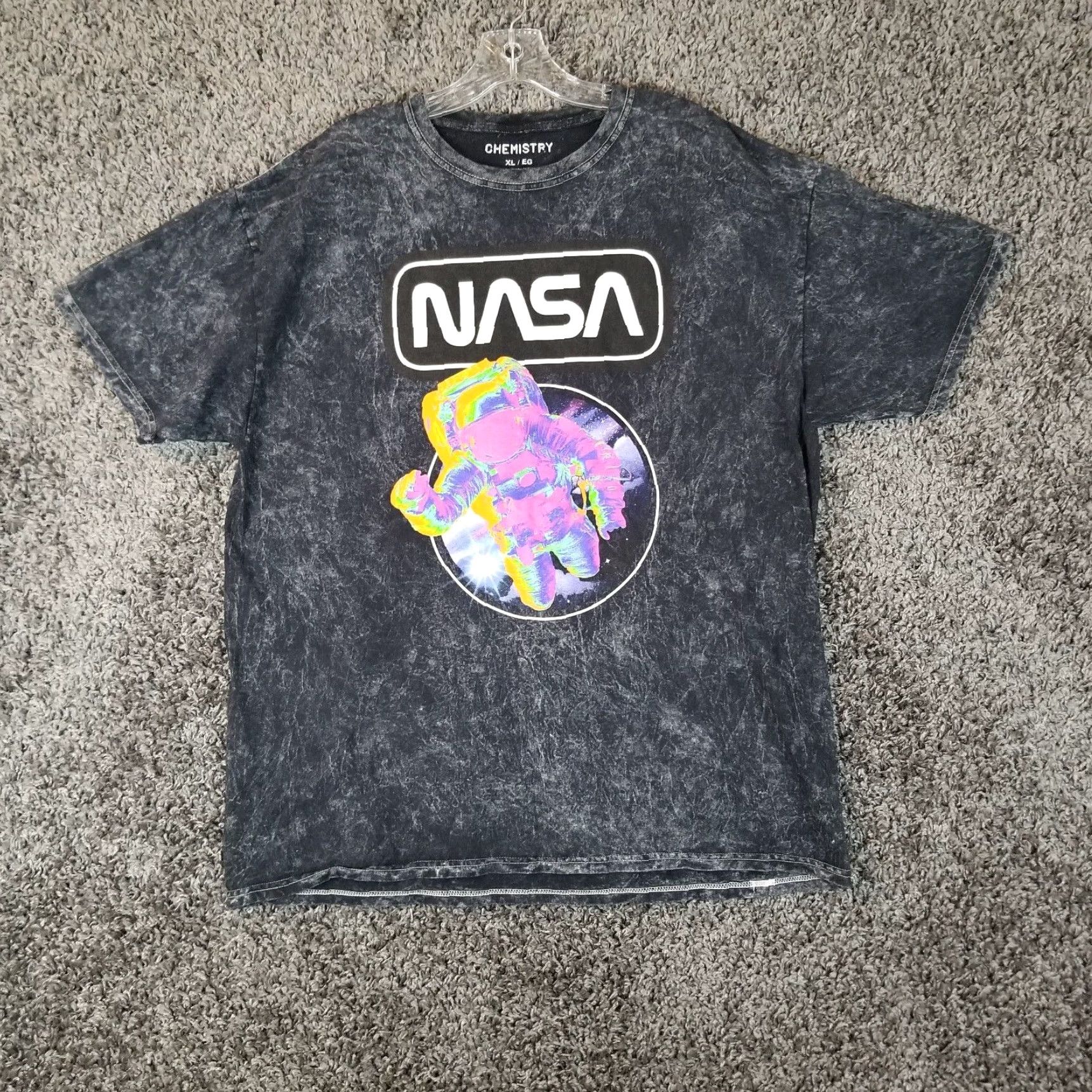 NASA NASA Multicolored Astronaut Chemistry Mens Short Sleeve Black T-Shirt Adult XL Size US XL / EU 56 / 4 - 1 Thumbnail