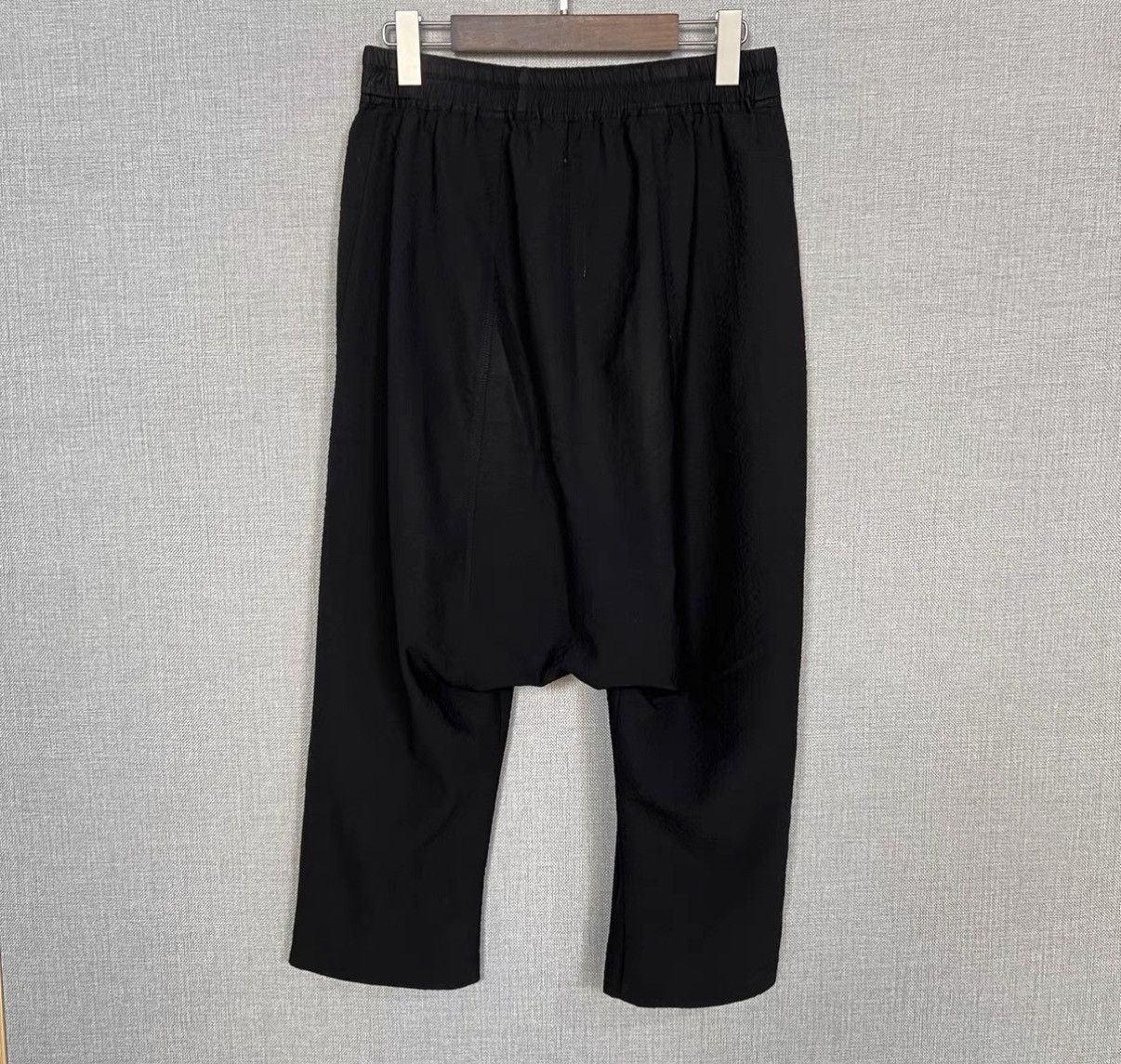 Rick Owens Rick Owens Drawstring Wool Drop-Crotch Cropped Pants Size US 36 / EU 52 - 2 Thumbnail