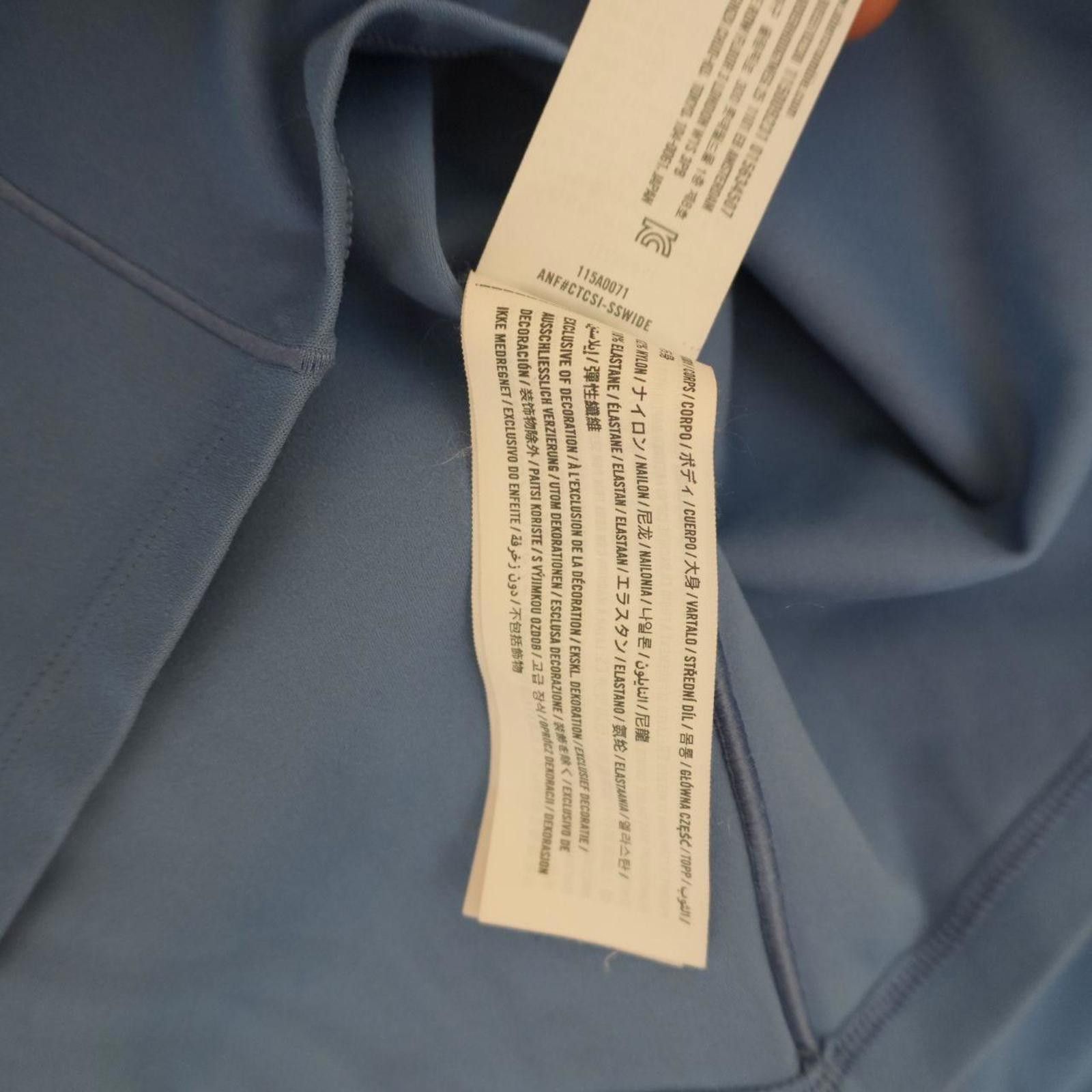 Abercrombie & Fitch Your Personal Best Shirt Women's XXL Blue YPB Training Size XXL / US 16-18 / IT 52-54 - 5 Thumbnail
