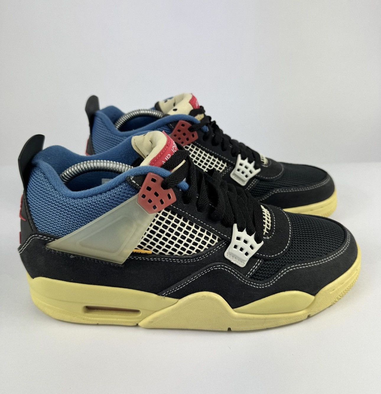 Jordan Brand JORDAN 4 RETRO UNION OFF NIOR Size US 9.5 / EU 42-43 - 1 Thumbnail