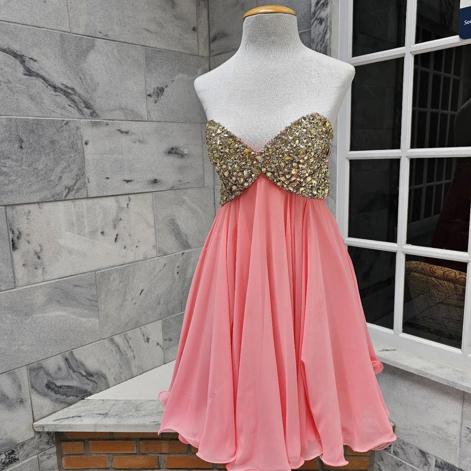 Other Evenings by Allure Formal Dress Size S / US 4 / IT 40 - 1 Thumbnail