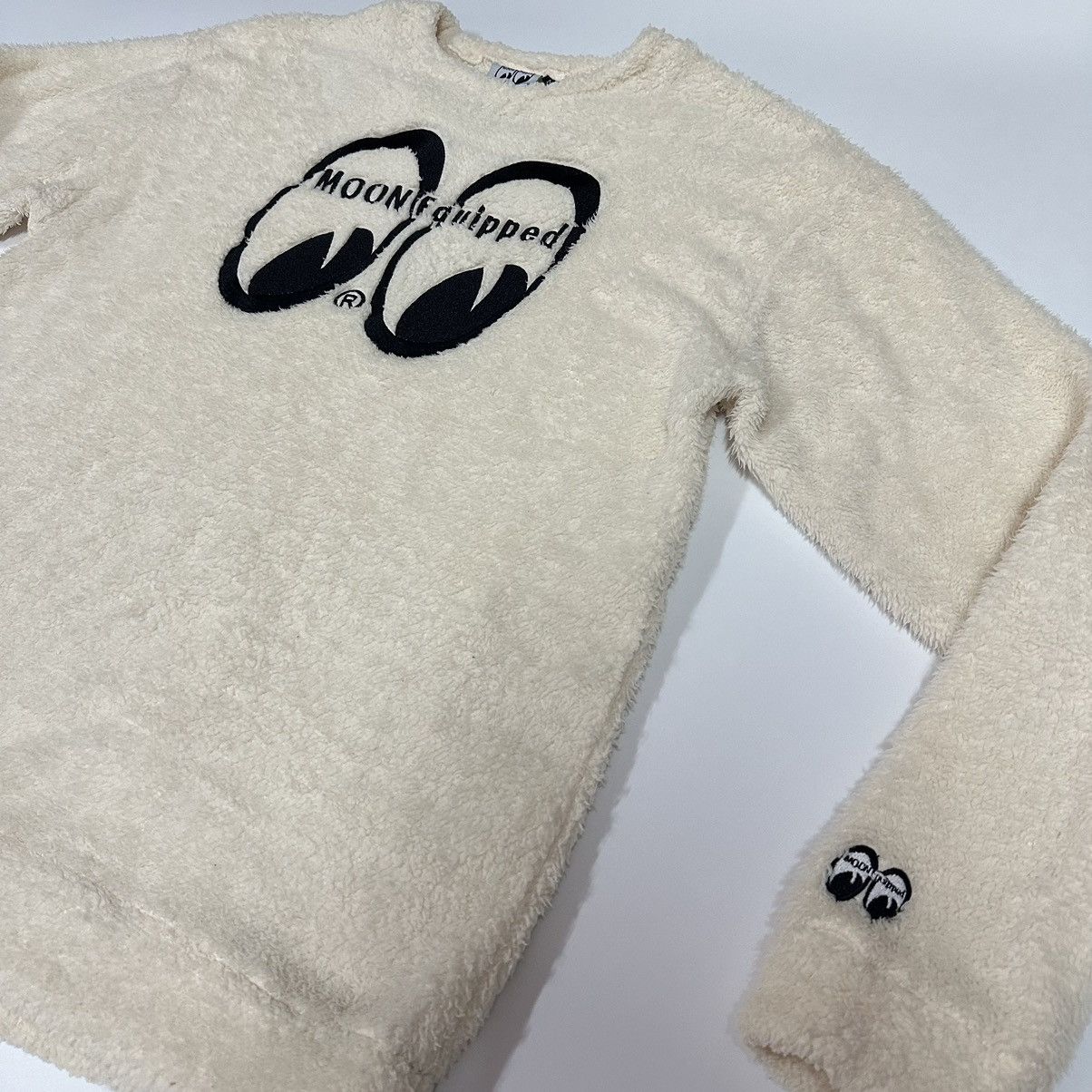 Japanese Brand MOONEYES Sweater. Size US M / EU 48-50 / 2 - 3 Thumbnail