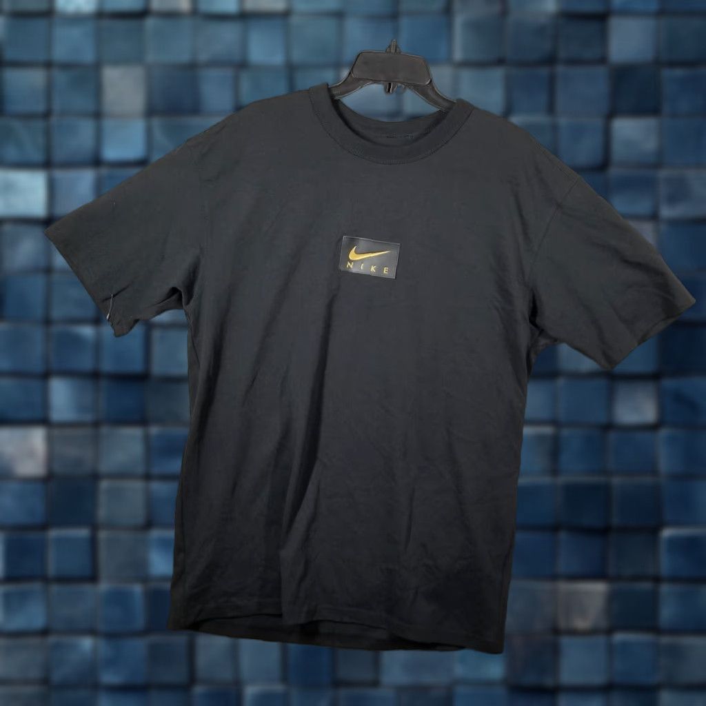 Nike Nike M90 T-Shirt Men Size Medium Black Nike Sportswear Loose Fit Short Sleeve Crew Neck Size US M / EU 48-50 / 2 - 1 Thumbnail
