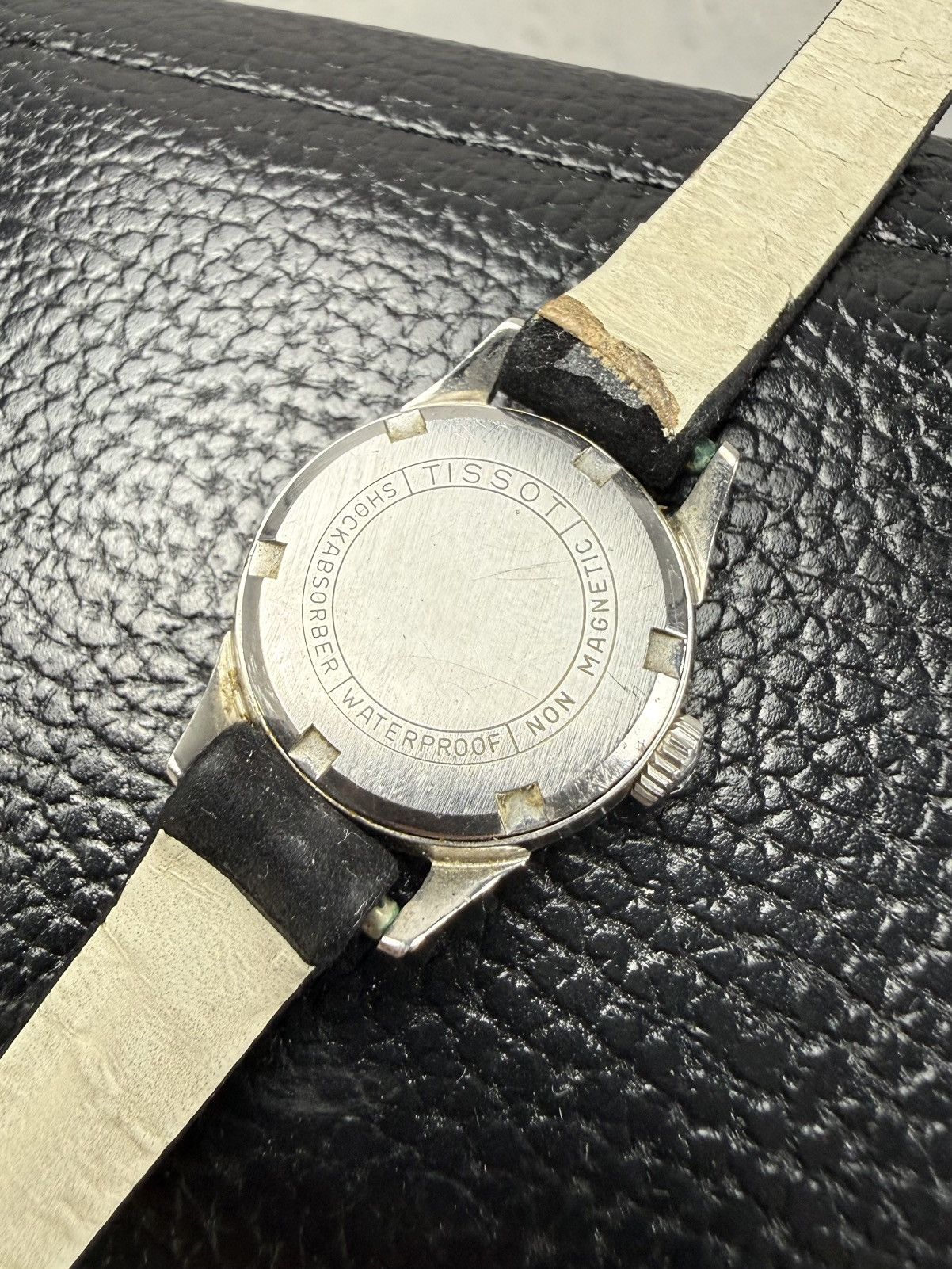 Tissot Tissot Swiss Made Mechanical Watch 15 Jewels Classic Dress Size ONE SIZE - 4 Thumbnail