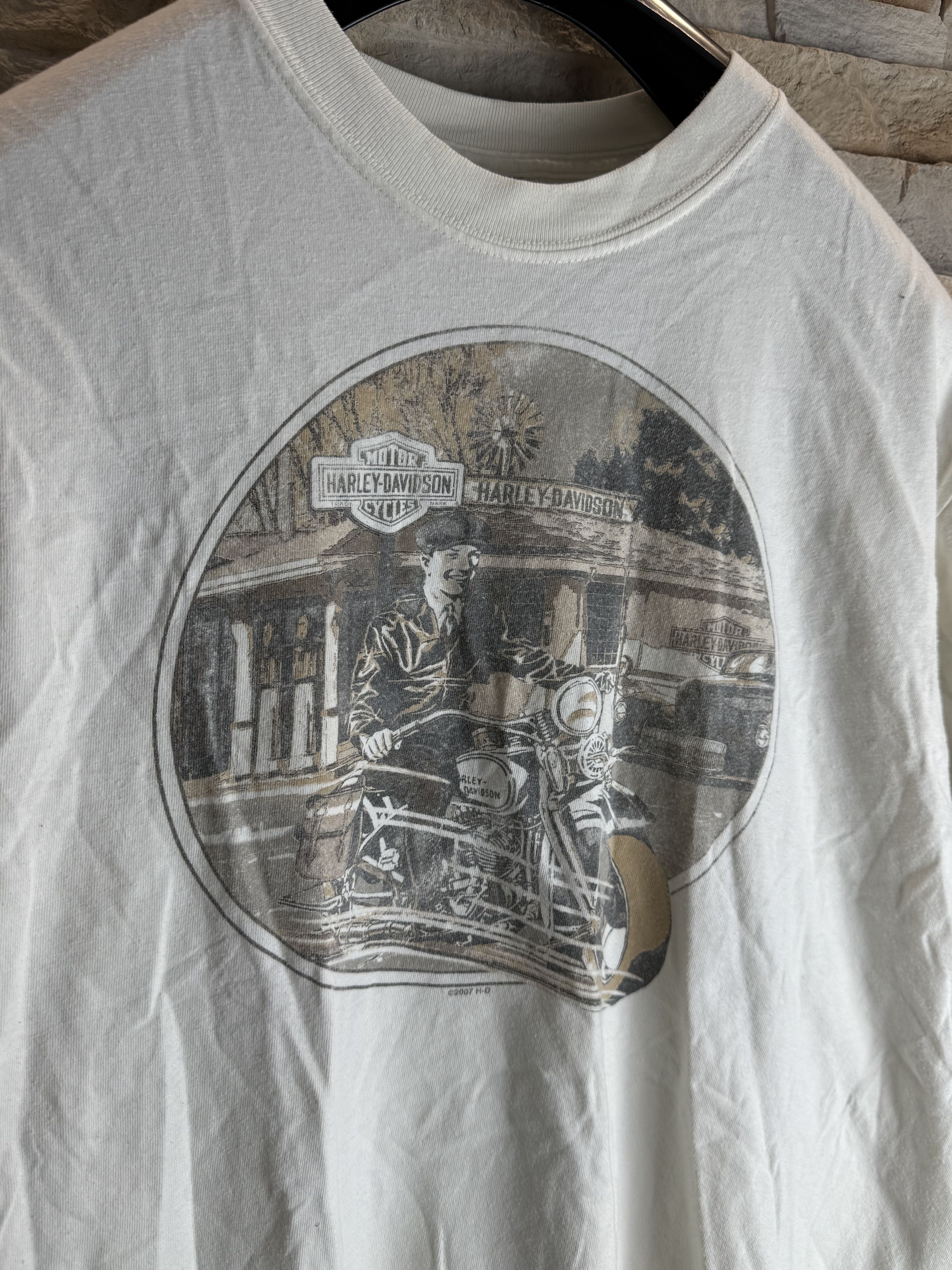 Harley Davidson × Vintage 2007 harley davidson tee T-ShirtWhite Qatar Skull Wings Y2k Size US L / EU 52-54 / 3 - 4 Thumbnail
