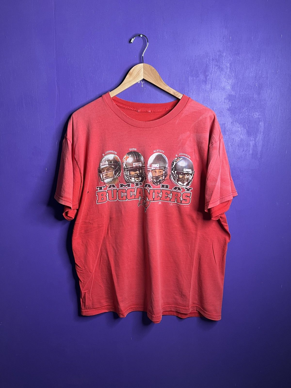 NFL × Vintage Vintage 2001 Tampa bay buccaneers players tee Size US XL / EU 56 / 4 - 1 Thumbnail