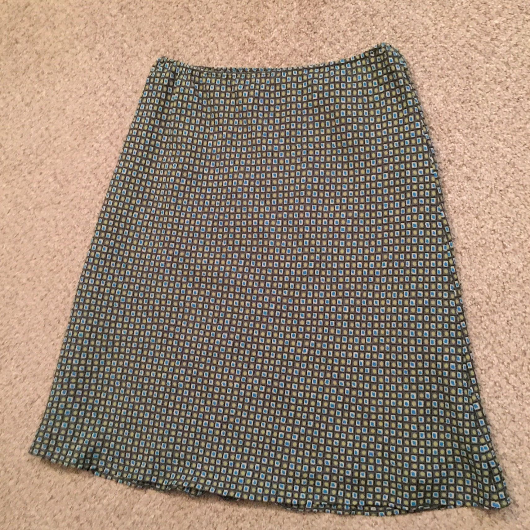 Worthington Worthington Skirt Knee Length A-Line Green Geometric 16 Elastic Waste Lined Polyester Womens Size 38" / US 16 / IT 52 - 2 Thumbnail