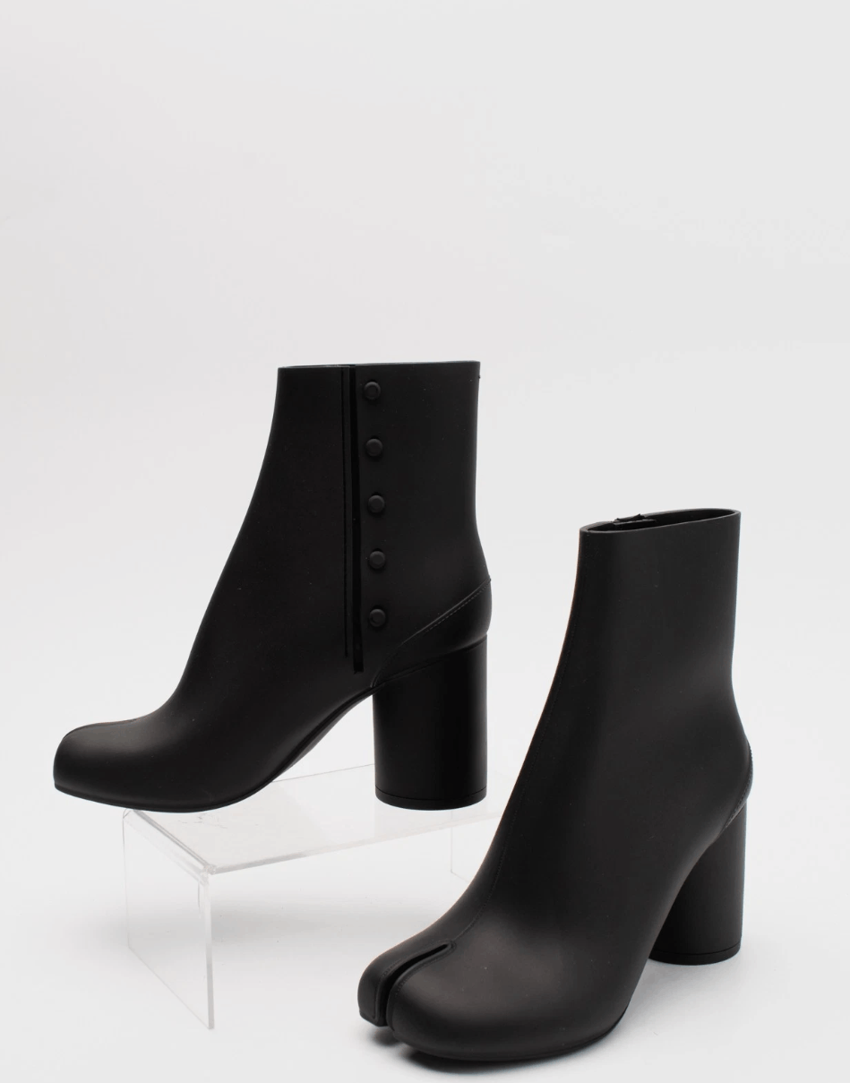 Maison Margiela MAISON MARGIELA Rubber Ankle Boots Size US 5 / IT 35 - 2 Thumbnail