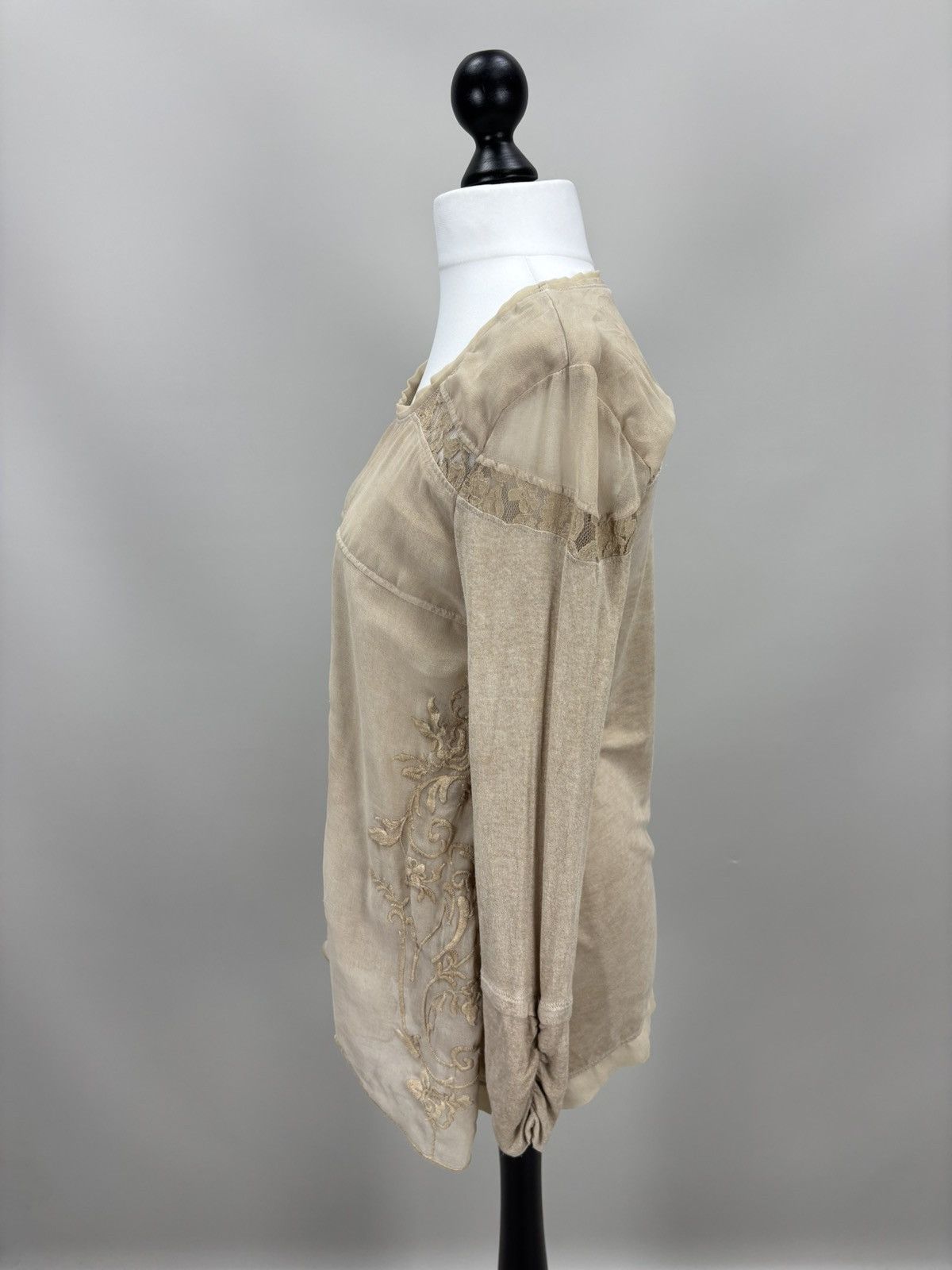 Elisa Cavaletti Womens blouse Elisa Cavaletti Size M Color Beige Size M / US 6-8 / IT 42-44 - 8 Thumbnail