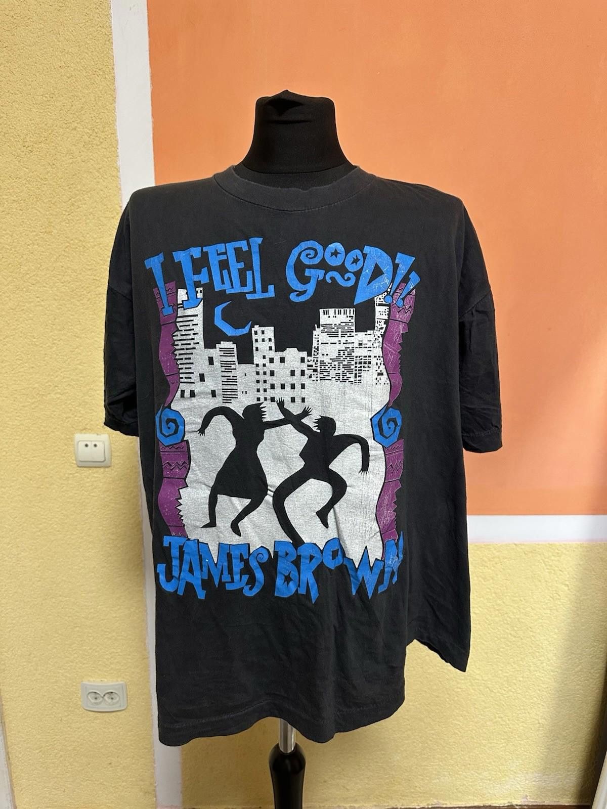Band Tees James Brown 1991 vintage rock tour tee Xl I Feel Good Europe Size US XL / EU 56 / 4 - 1 Thumbnail