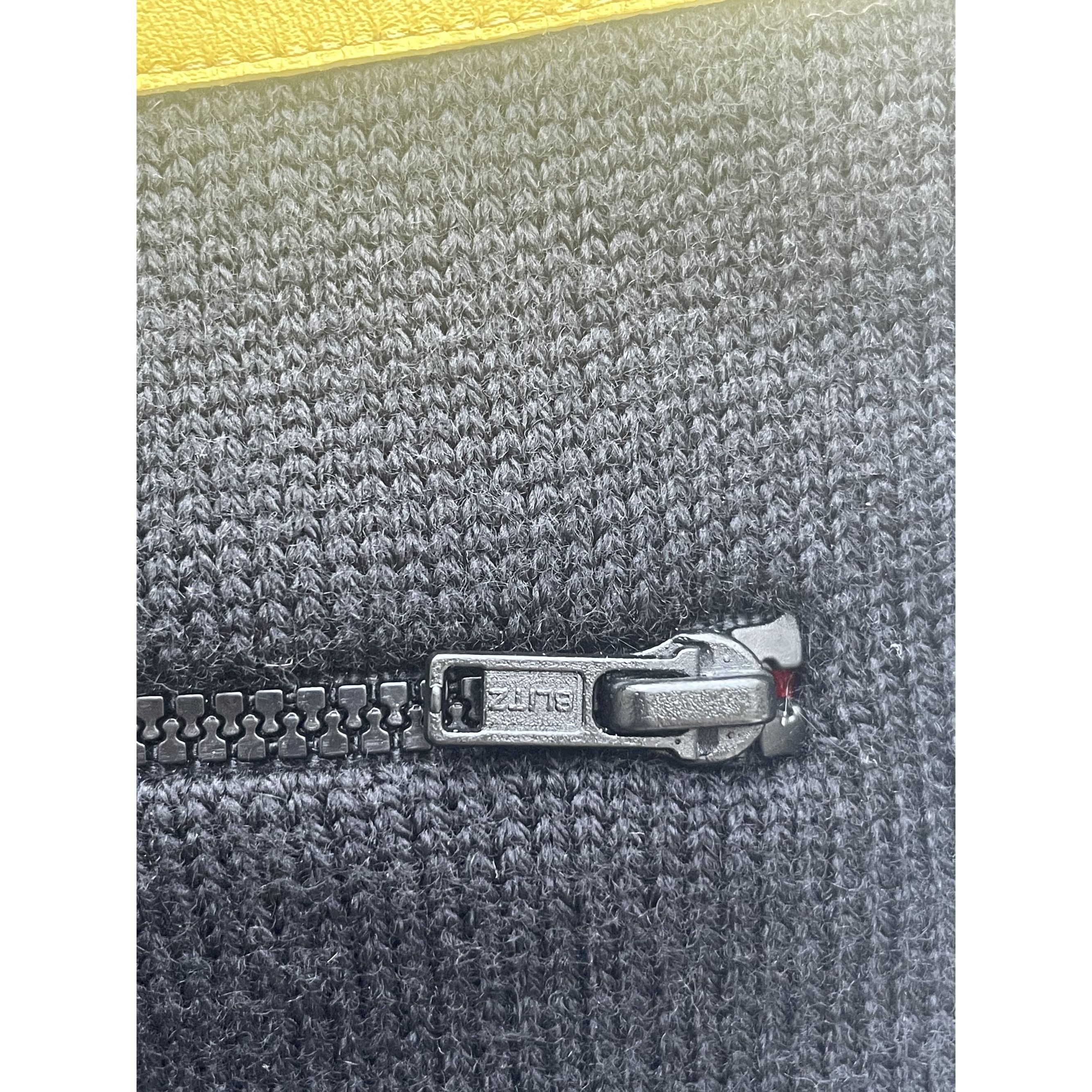 Fendi Fendi Black Knit Scarf With Yellow Eyes & Zipper Mouth Detai Size ONE SIZE - 11 Thumbnail