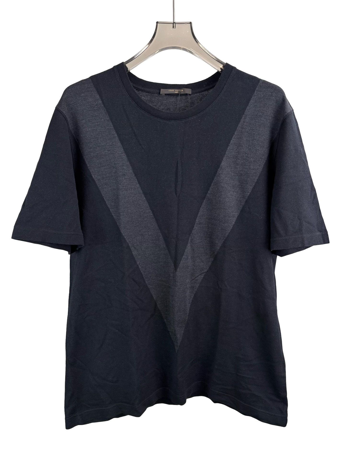 Louis Vuitton Louis Vuitton Contrast V Silk Blend T-Shirt XL Size US XL / EU 56 / 4 - 1 Thumbnail