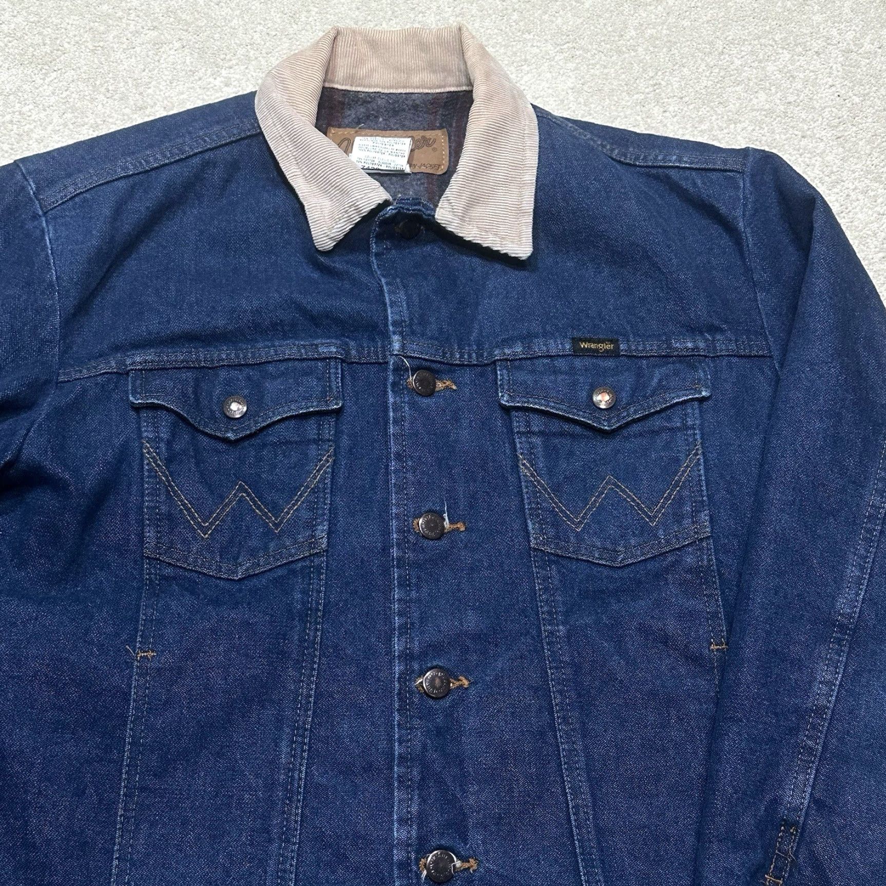 Wrangler VINTAGE Wrangler Western Denim Jacket Mens 40 Blue Corduroy Collar Lined Blanket 74260PW Jacket Size US XXS / EU 40 - 3 Thumbnail