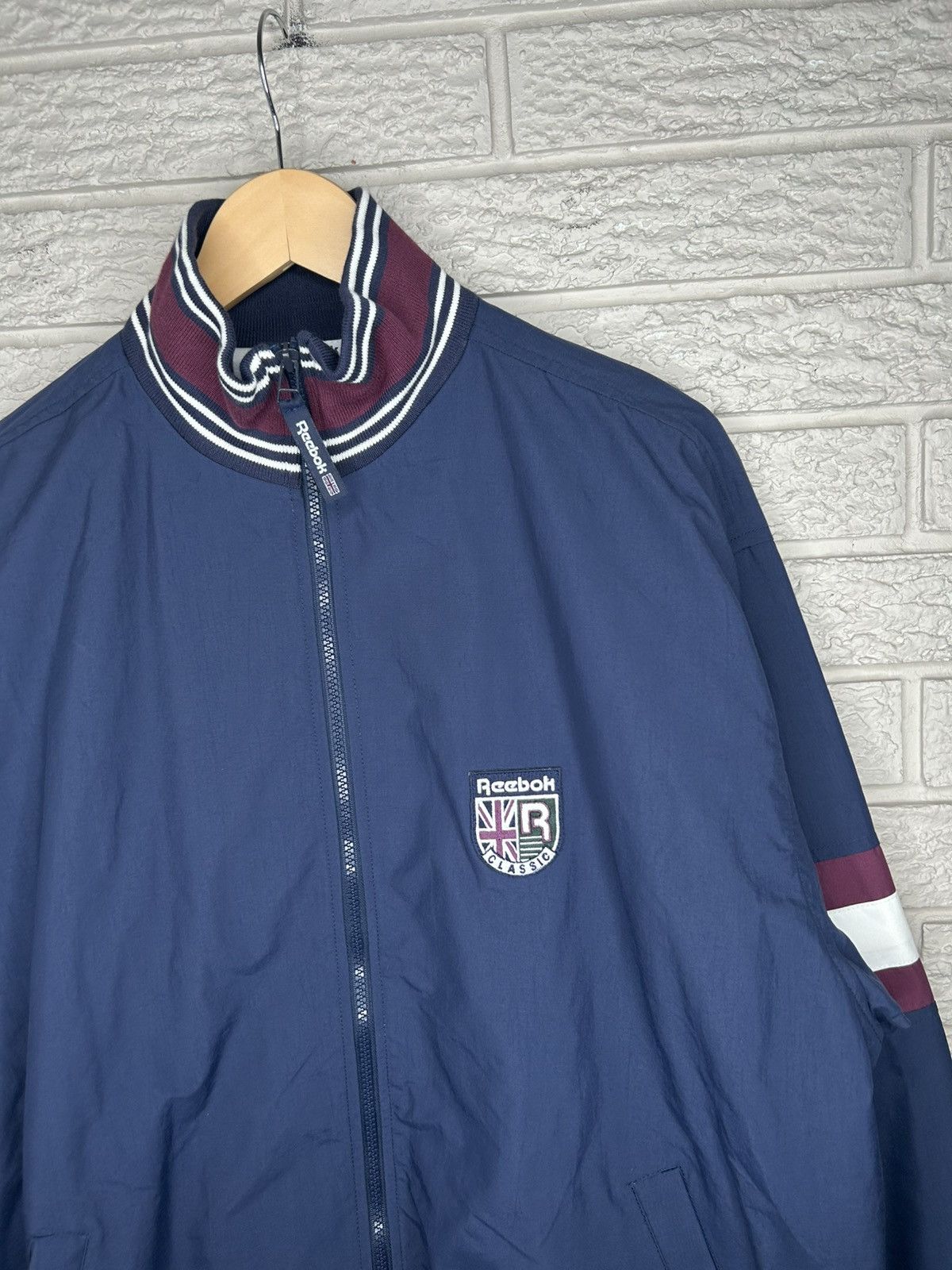 Reebok Vintage Reebok Classic Embroidered Jacket Size US L / EU 52-54 / 3 - 3 Thumbnail