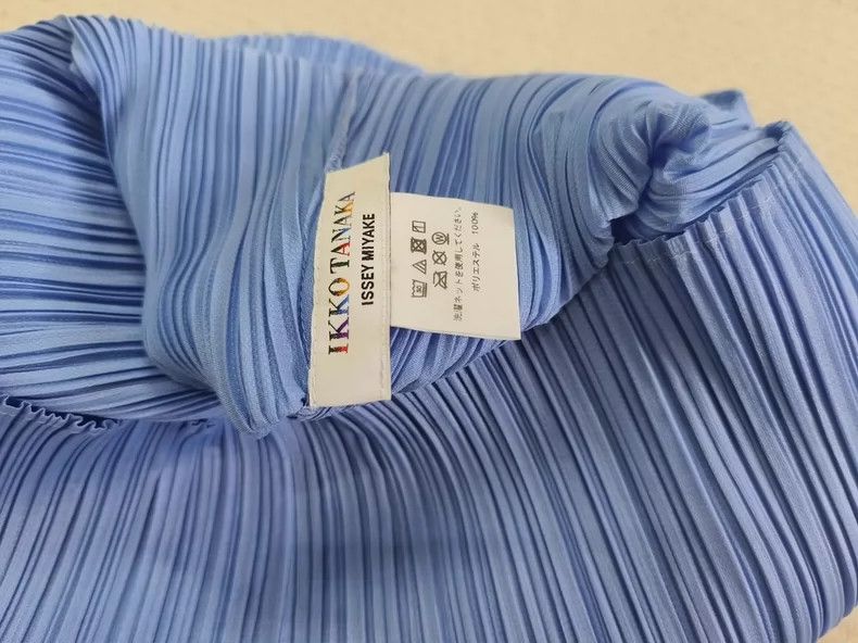 Issey Miyake Issey Miyake size:3 Blue-purple pleated short-sleeved shir Size XS / US 0-2 / IT 36-38 - 3 Thumbnail