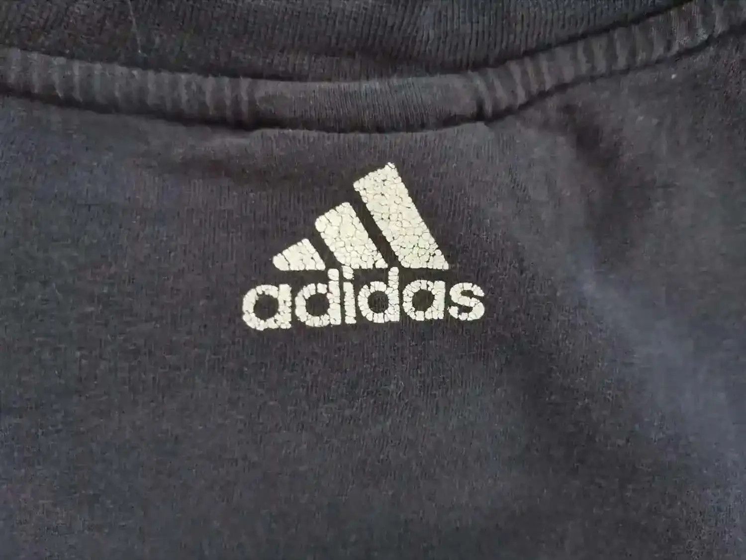 Adidas Vintage Adidas UCR T-shirt Size US XL / EU 56 / 4 - 7 Thumbnail