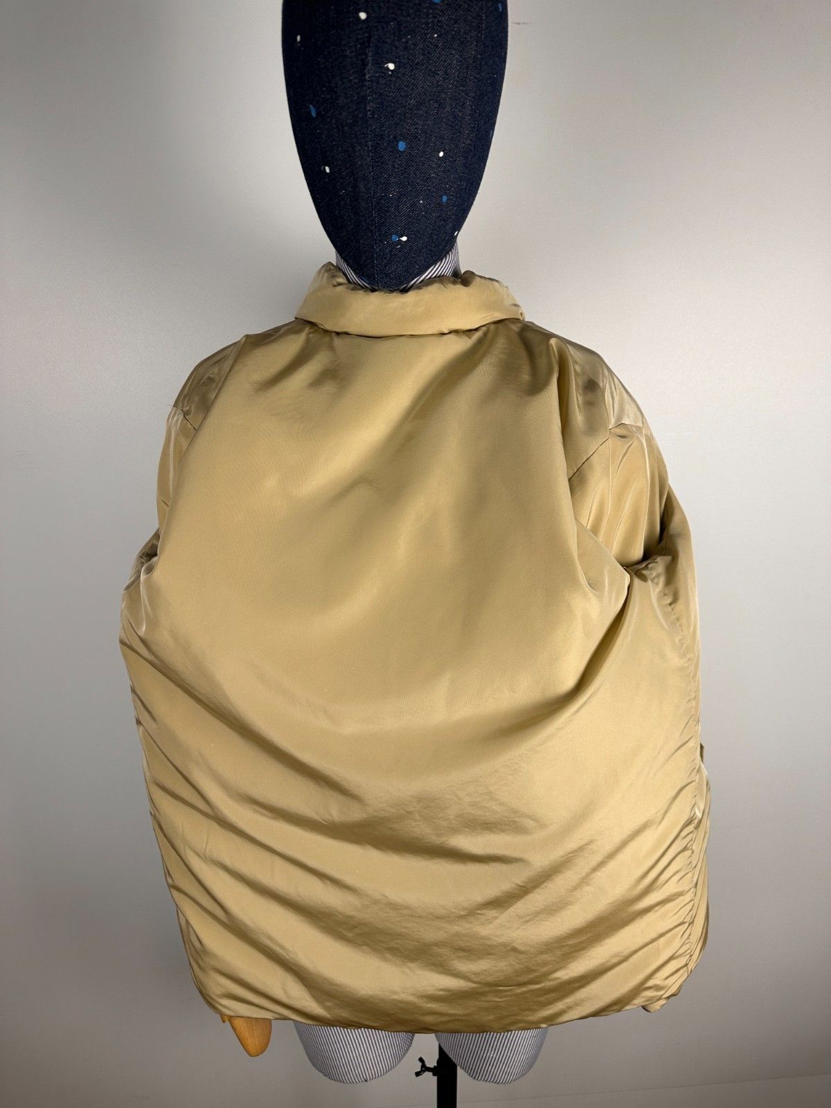Max Mara Max Mara Down Puffer Jacket Gold Size US8 FR38 Size M / US 6-8 / IT 42-44 - 9 Thumbnail