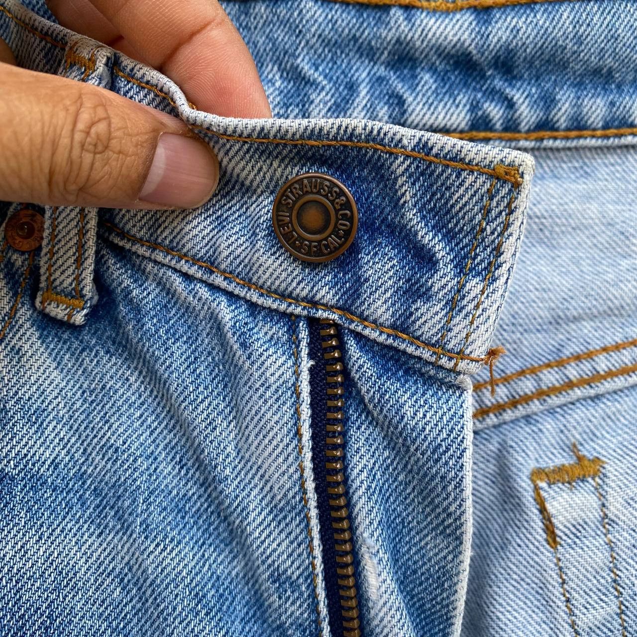 Levi's × Vintage VINTAGE LEVIS 1990S STONEWASH DENIM Size US 28 / EU 44 - 15 Thumbnail