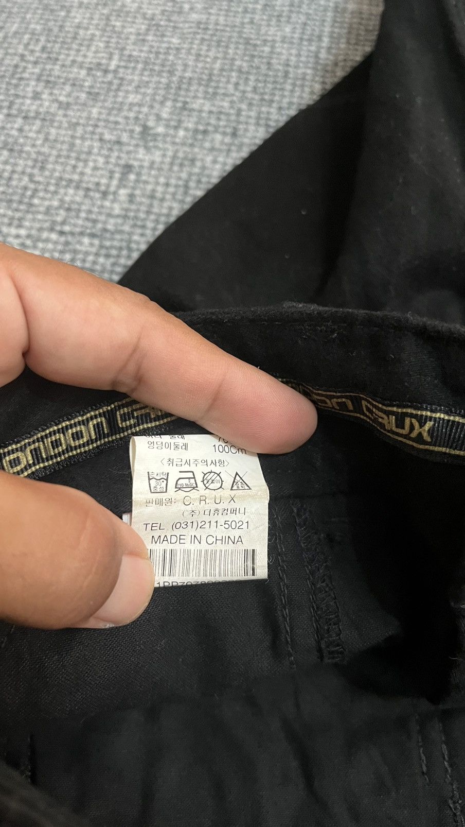 Japanese Brand Vintage Japanese Brand Crux Cargo Black pant size 32 x 30 Size US 32 / EU 48 - 16 Thumbnail