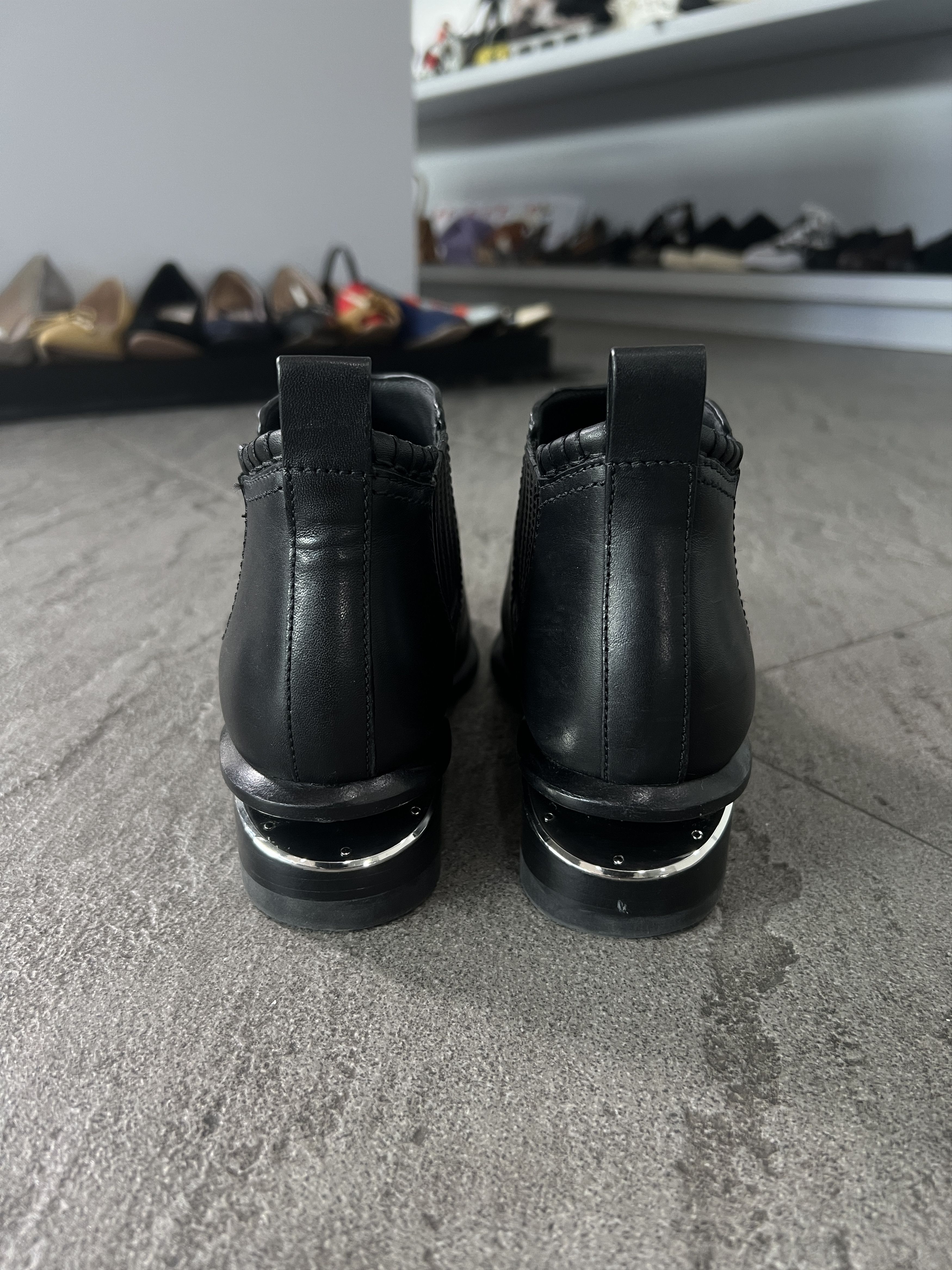 Alexander Wang Alexander Wang Black Leather Chelsea Boots EU38 Size US 8 / IT 38 - 6 Thumbnail