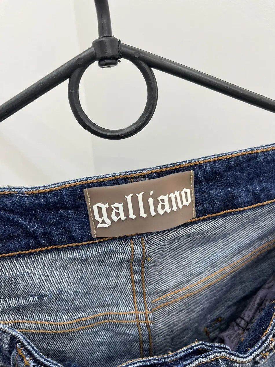 John Galliano John Galliano Distressed G Embroidered Denim Jeans Size US 34 / EU 50 - 3 Thumbnail
