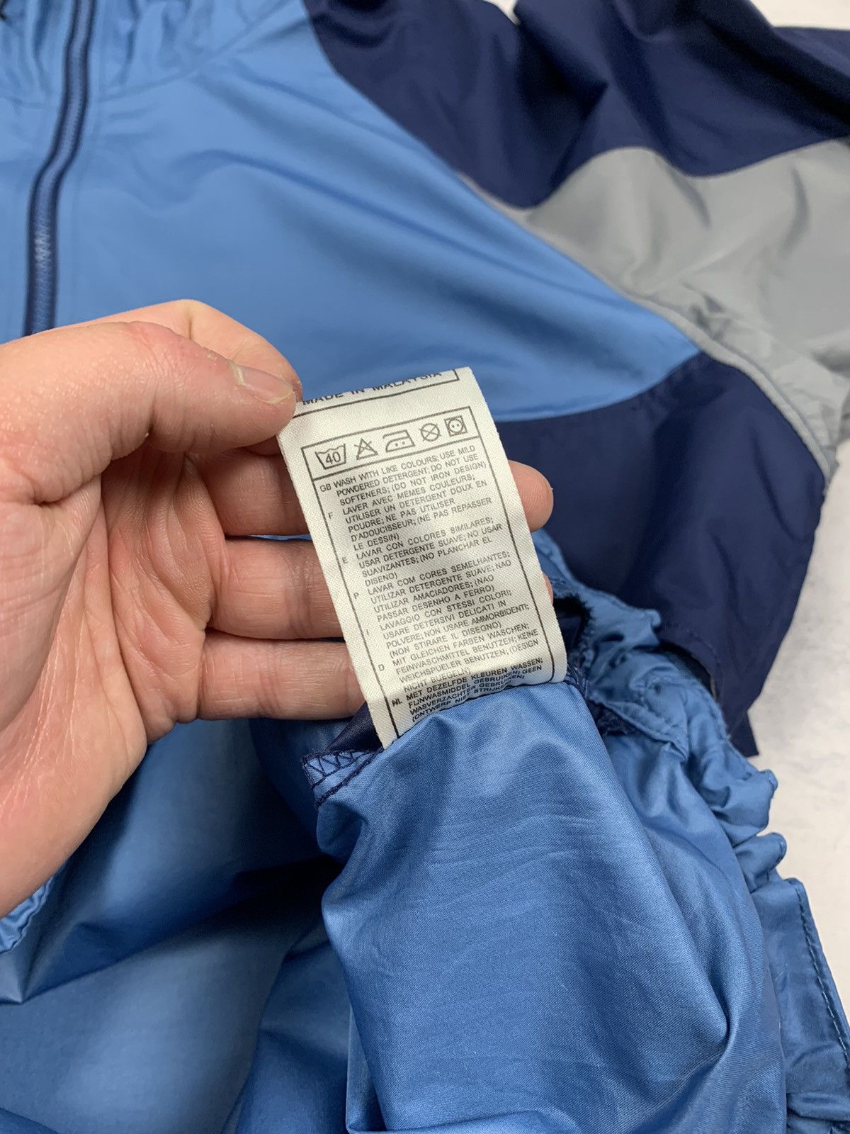 Nike ACG Vintage Nike ACG Anorak Jacket Swoosh Logo + Bag Size M 90’s Size US M / EU 48-50 / 2 - 18 Thumbnail