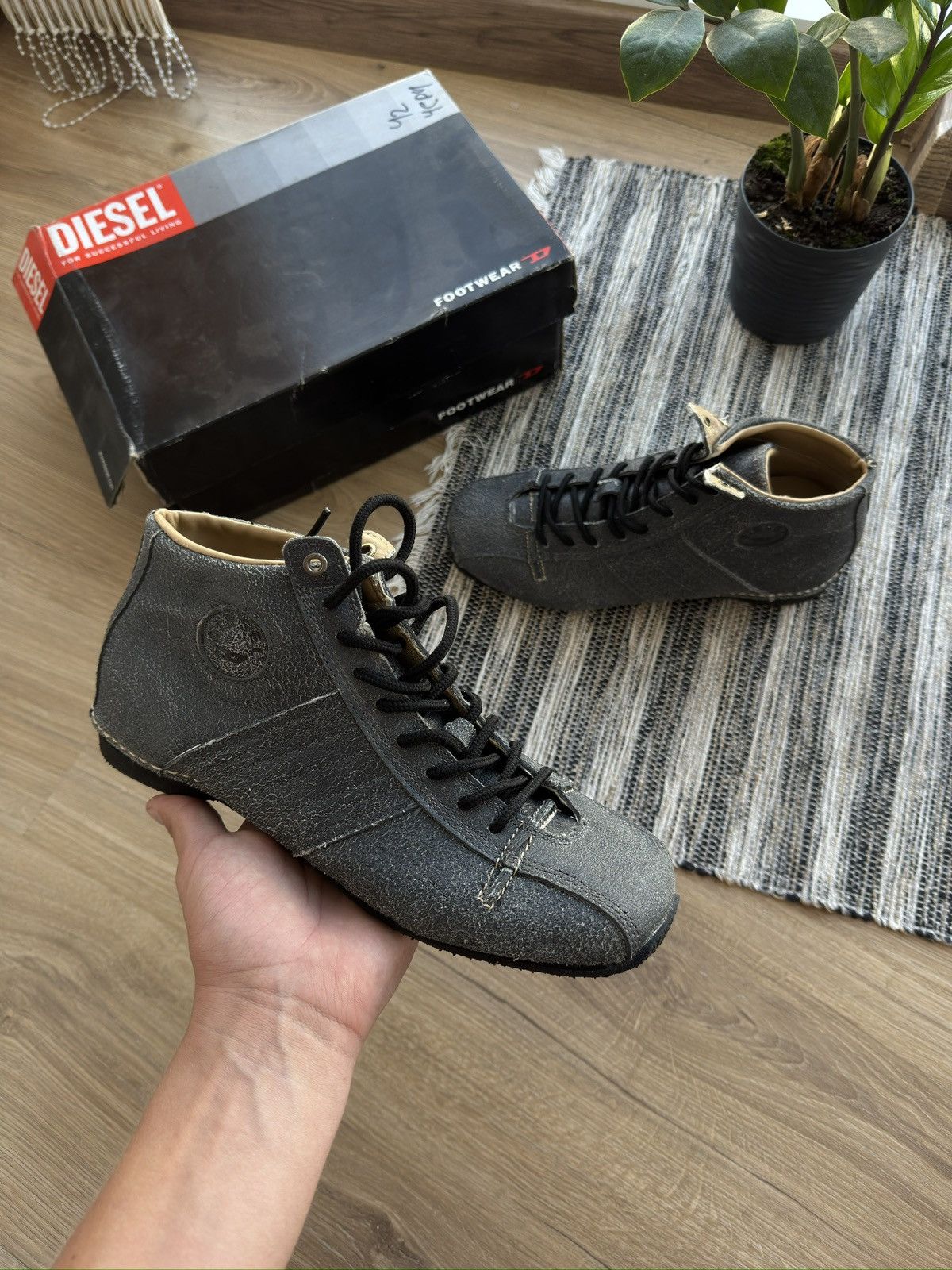 Diesel DIESEL ARCHIVAL 90s RETRO LEATHER BOOTS GREY SHOES Size US 8 / EU 41 - 2 Thumbnail