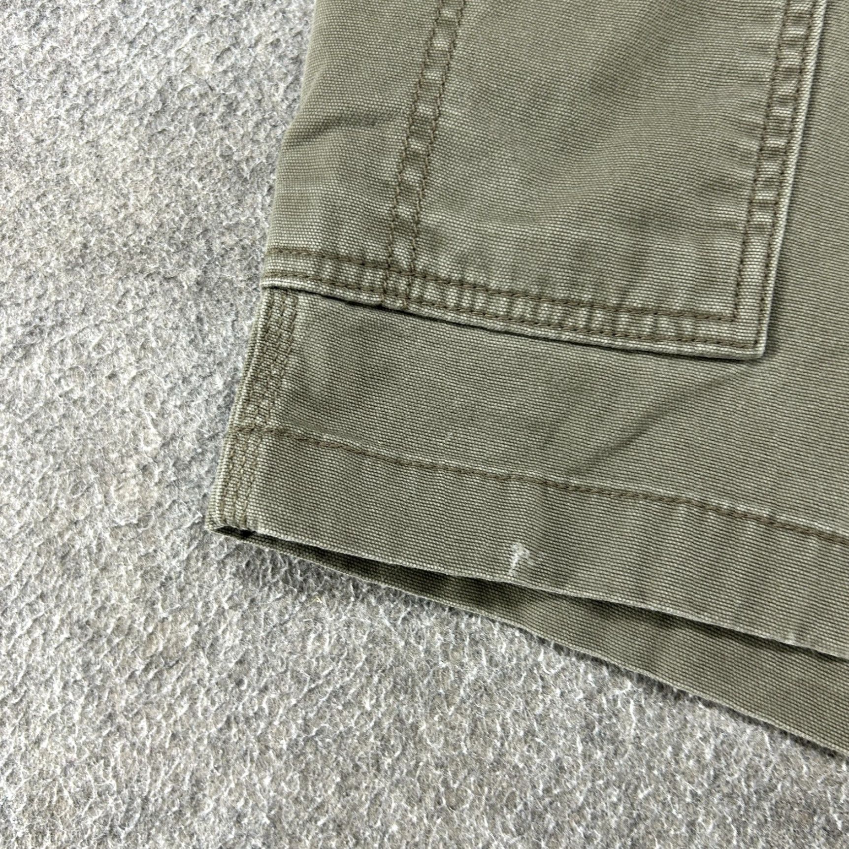 Carhartt Carhartt Shorts Mens 38 Green Cargo Relaxed Workwear Cotton Canvas 90s Beach Outdoor Pockets Distressed Baggy Regular Mary? Size US 38 / EU 54 - 2 Thumbnail