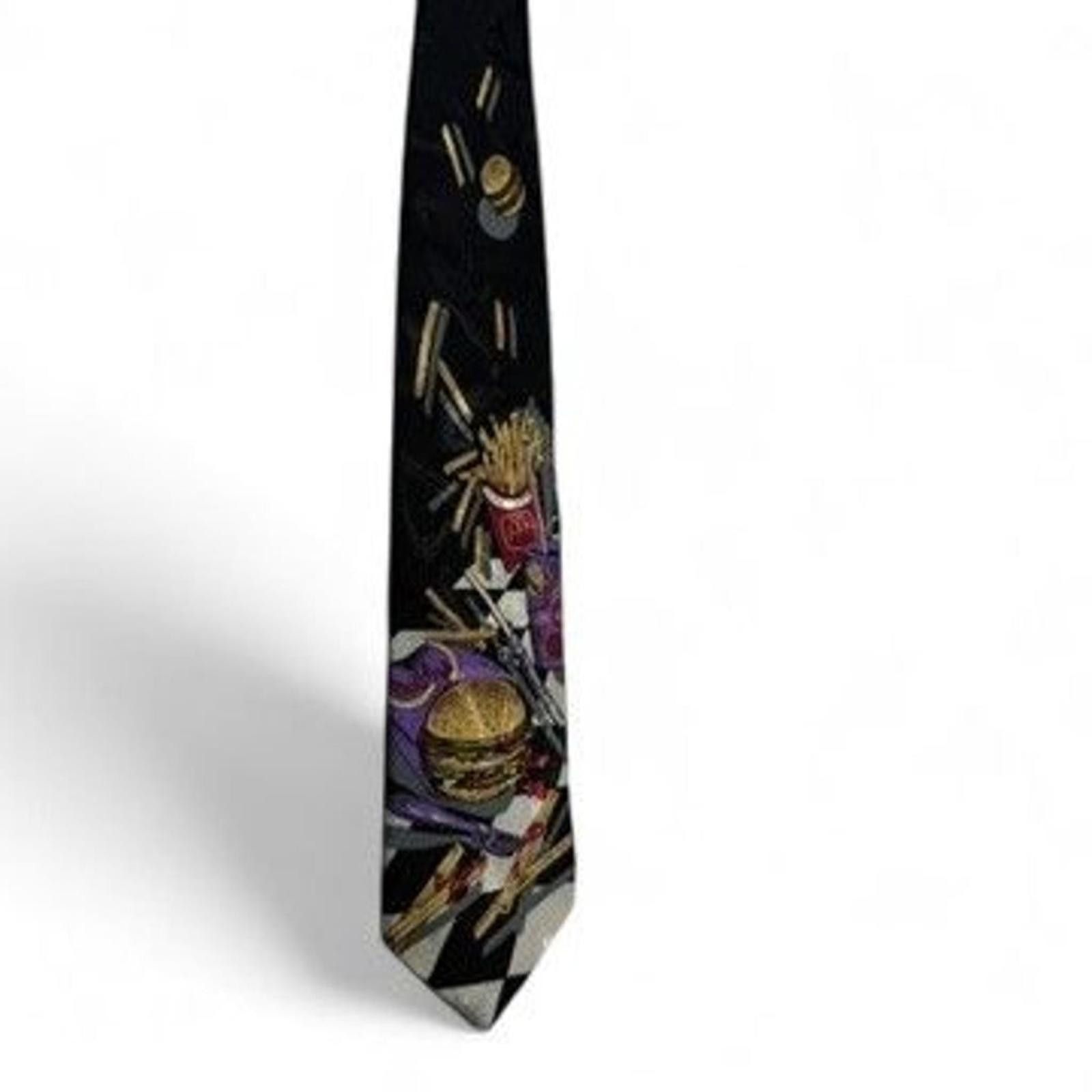Designer Vintage 1994 MCDONALD'S Men's Necktie, Big Mac & Fries Size ONE SIZE - 4 Thumbnail