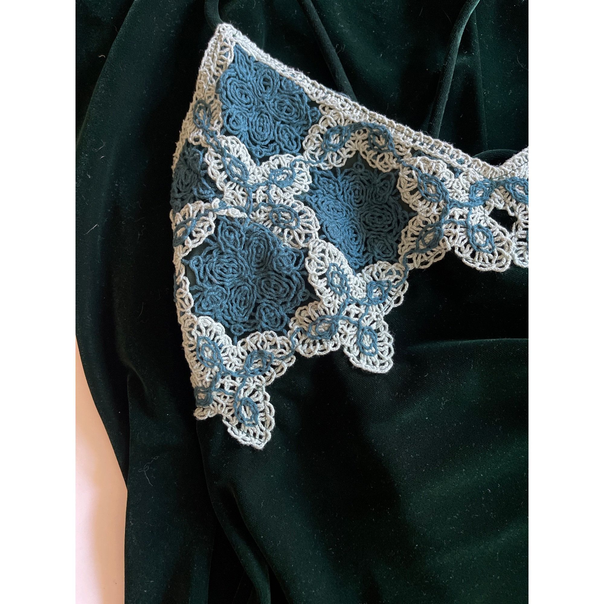 green emerald velvet dress Pernille Black Rose Dress 7 / Black
