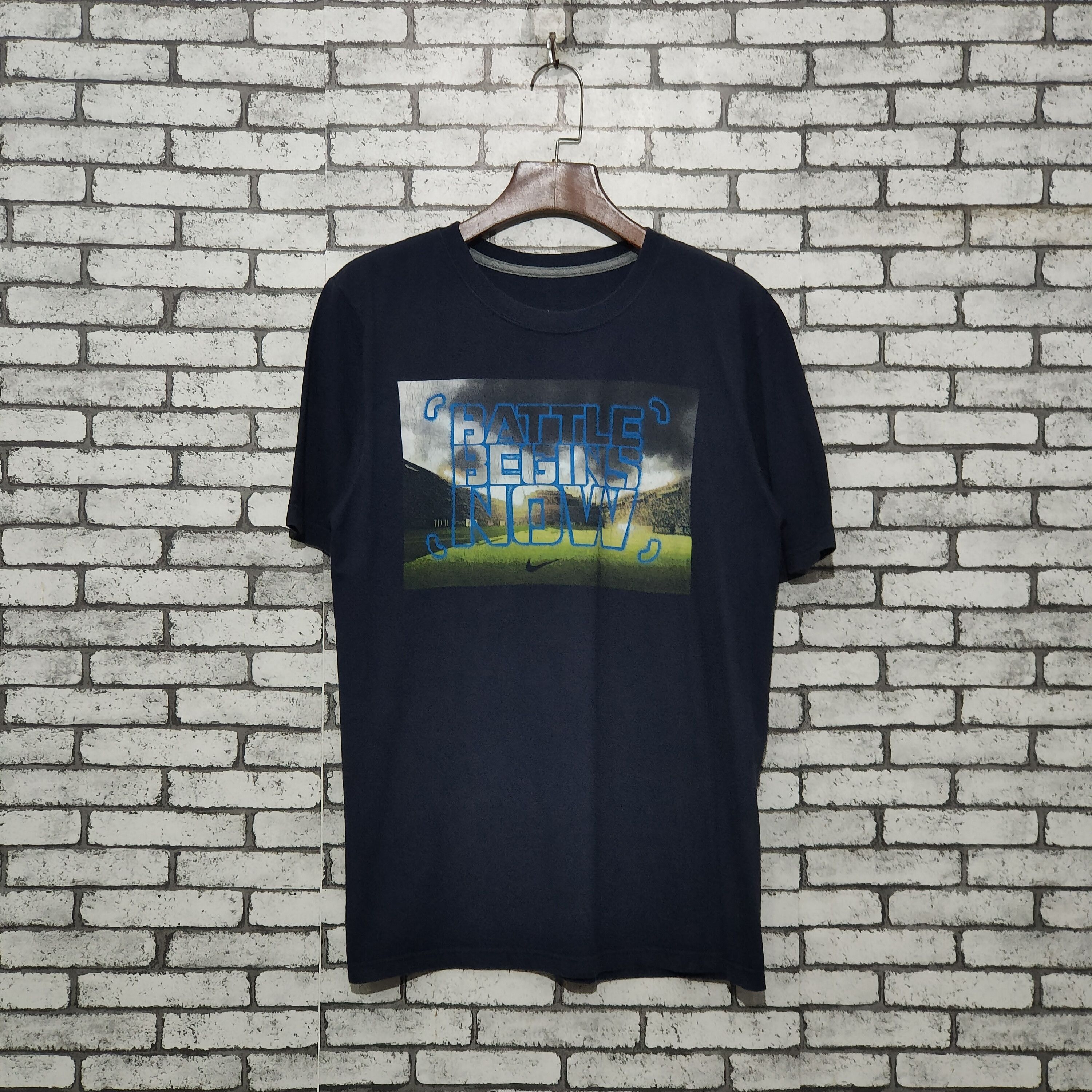 Nike 🔥Nike Better World Battle Begins Now Short Sleeve T-Shirts Size US S / EU 44-46 / 1 - 1 Thumbnail