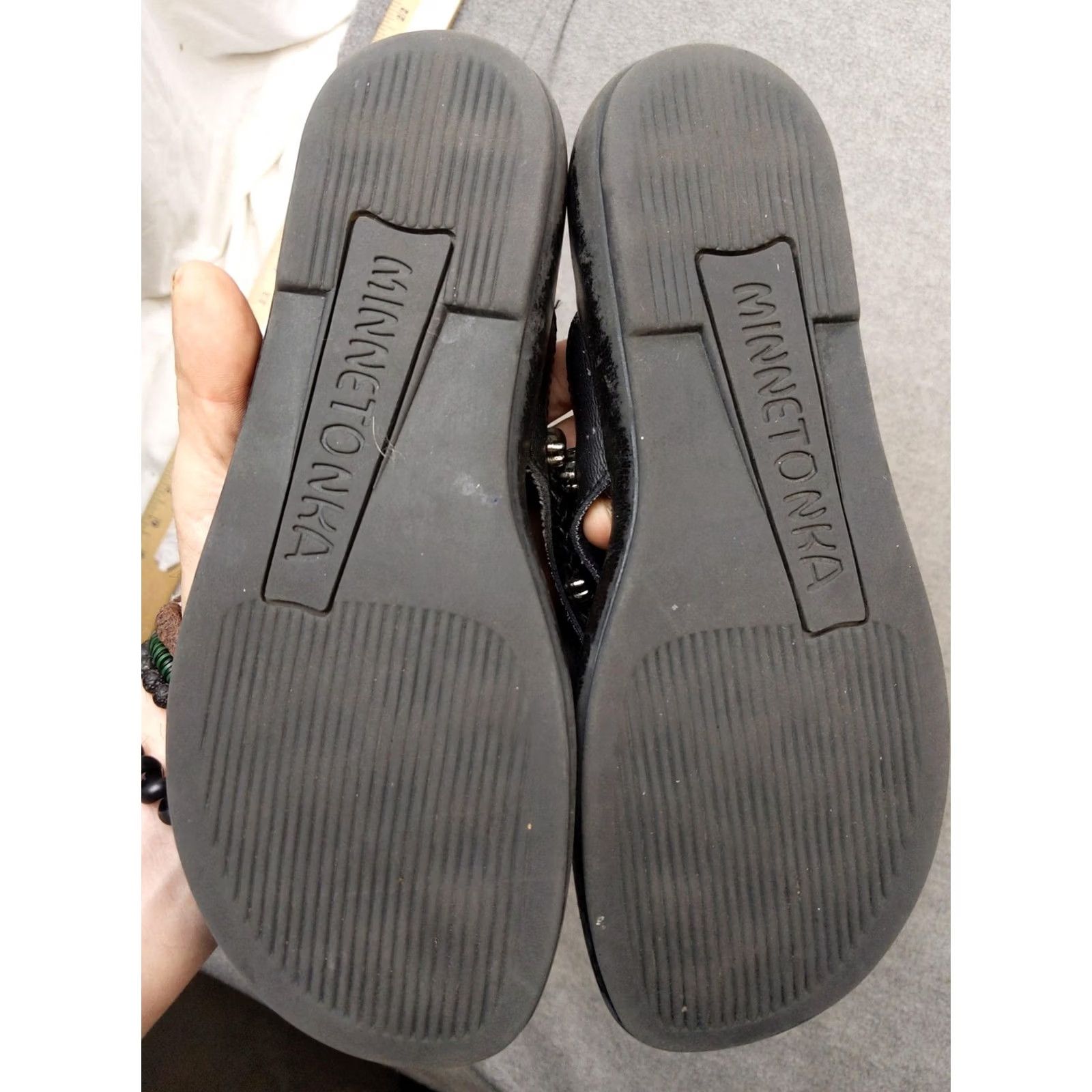 Minnetonka Minnetonka Sandals Womens Size 7 Black Leather Thong Silver Concho Boho 7630001 Size US 7 / IT 37 - 6 Thumbnail