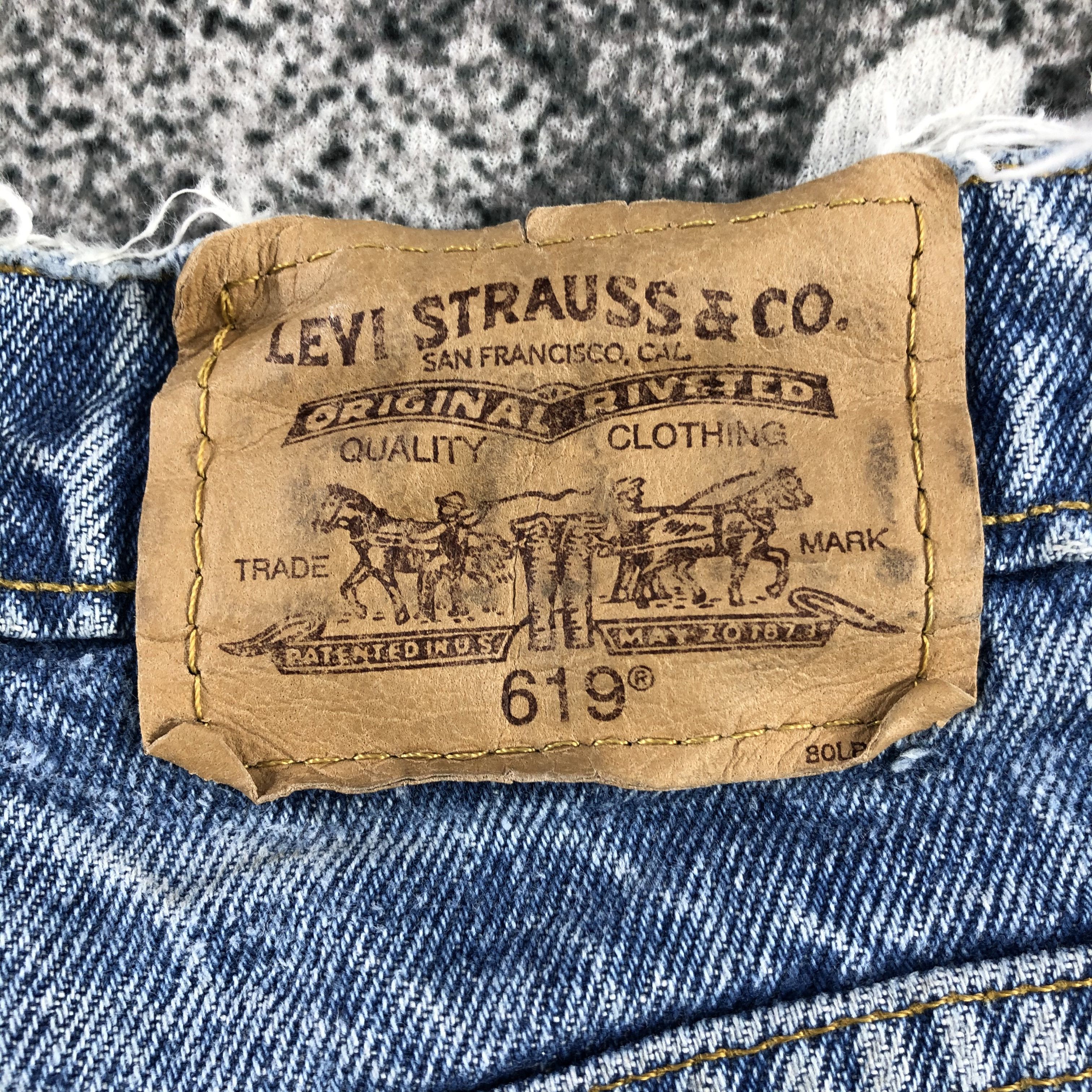 Levi's Vintage 90s Levis 619 Jeans Faded Blue Denim KJ1040 Size US 28 / EU 44 - 5 Thumbnail
