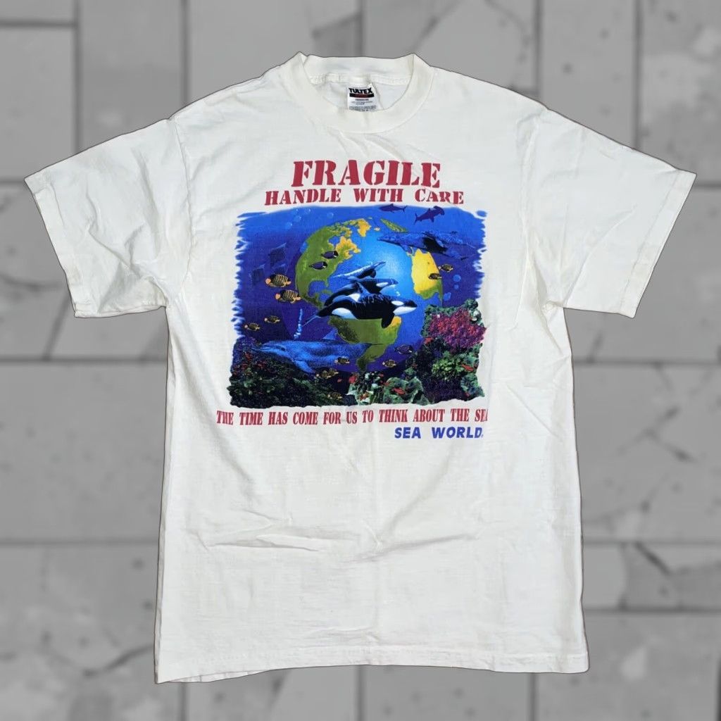 Tultex VINTAGE Tultex Graphic T-Shirt Mens Large White Sea Print Size US L / EU 52-54 / 3 - 1 Thumbnail