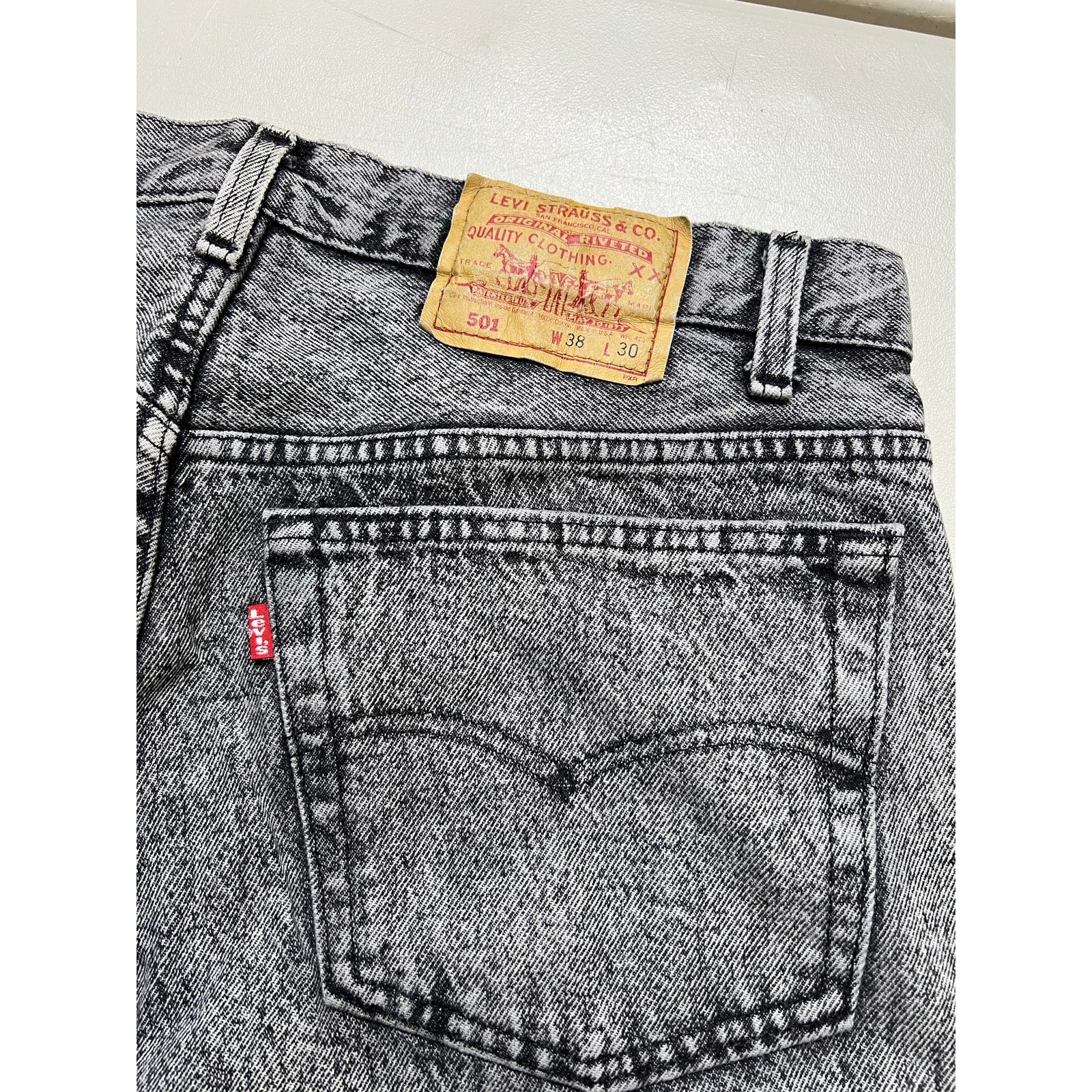Levi's Levi’s 501 Acid Wash Jeans Men’s 38x30 Gray Actual 35x30 Size US 38 / EU 54 - 14 Thumbnail