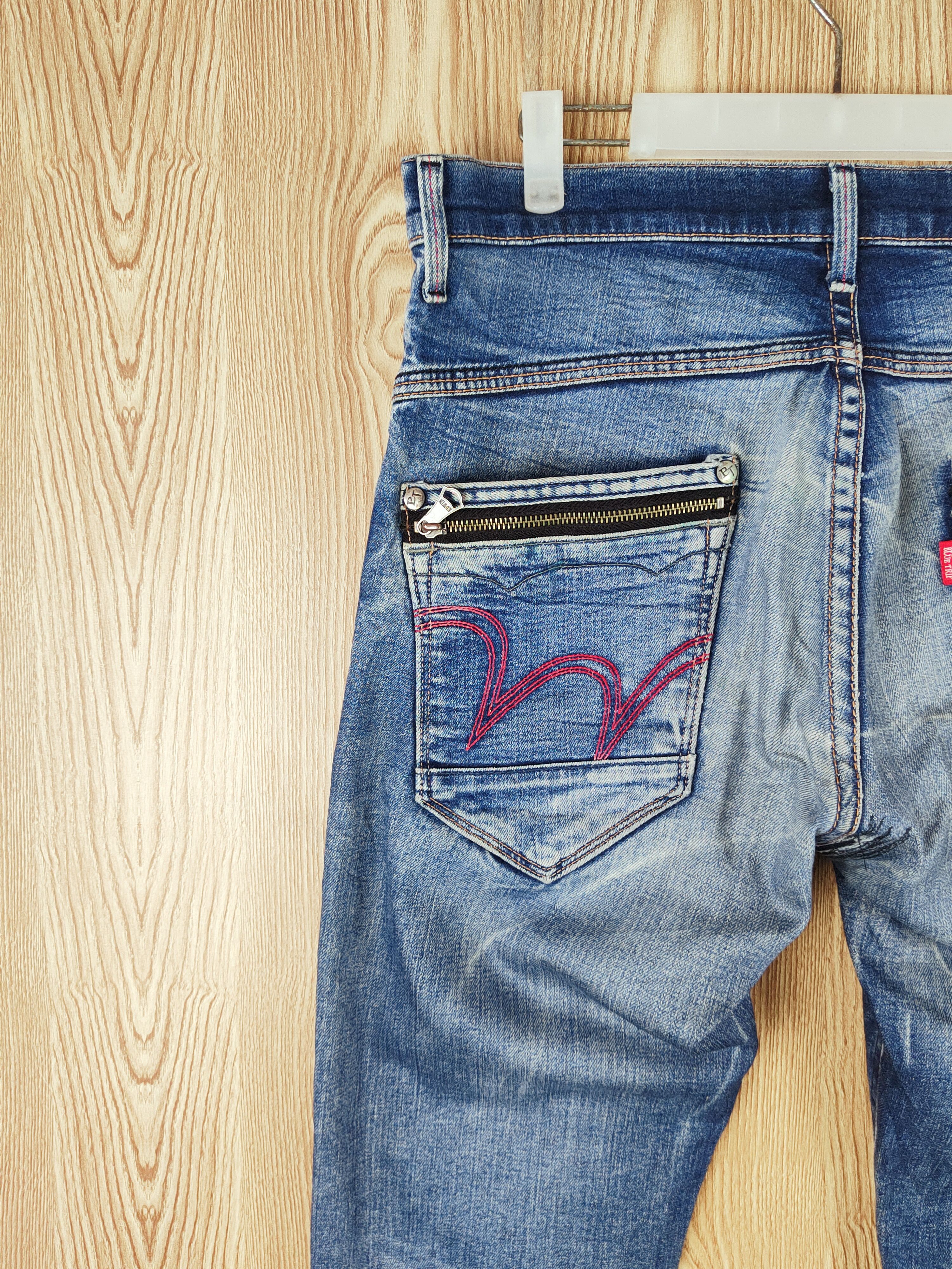 Edwin Edwin Blue Faded Distressed Ripped Jeans #S2737 Size US 33 - 10 Thumbnail