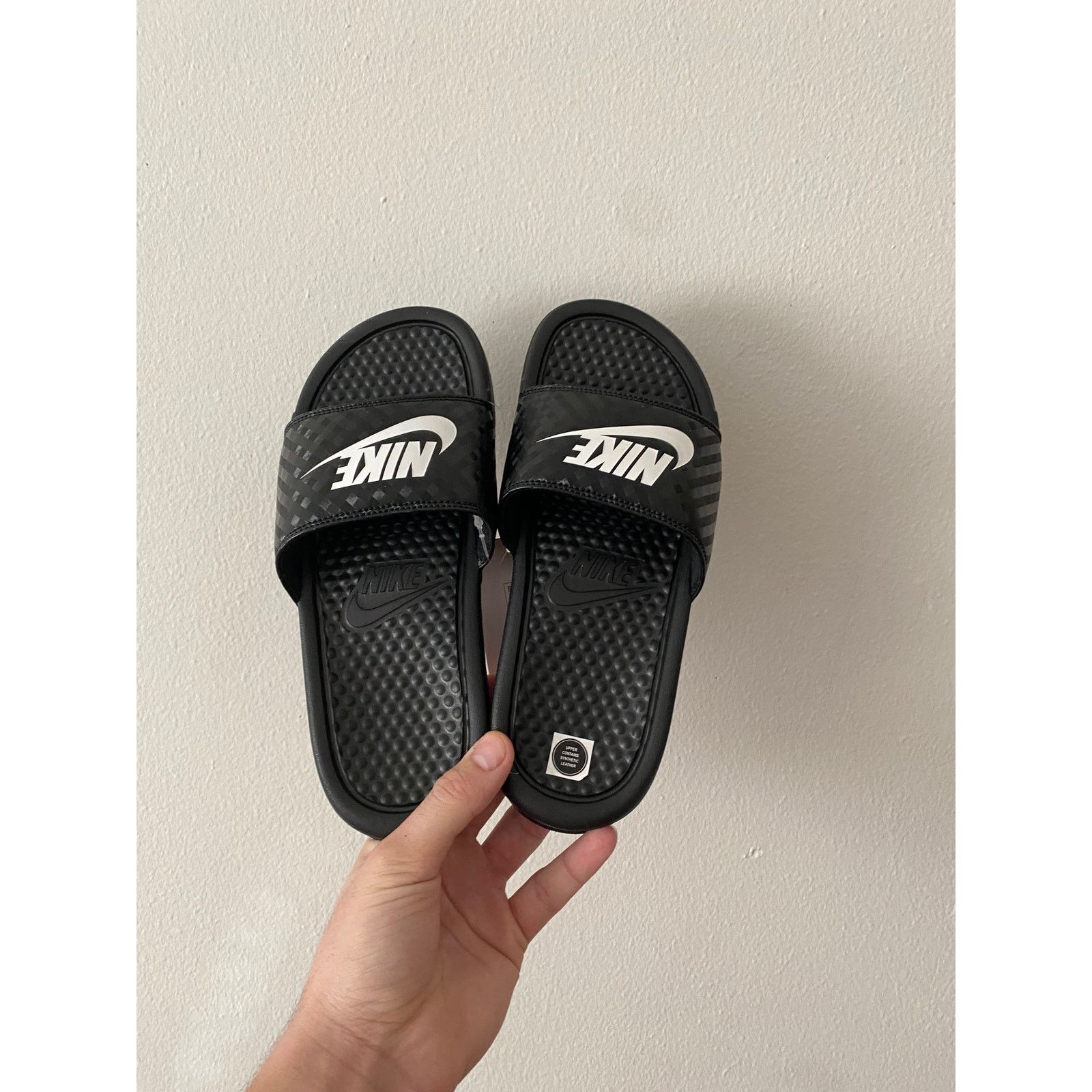 Nike Nike Benassi JDI Slide *BRAND NEW* Size US 6 / IT 36 - 1 Thumbnail