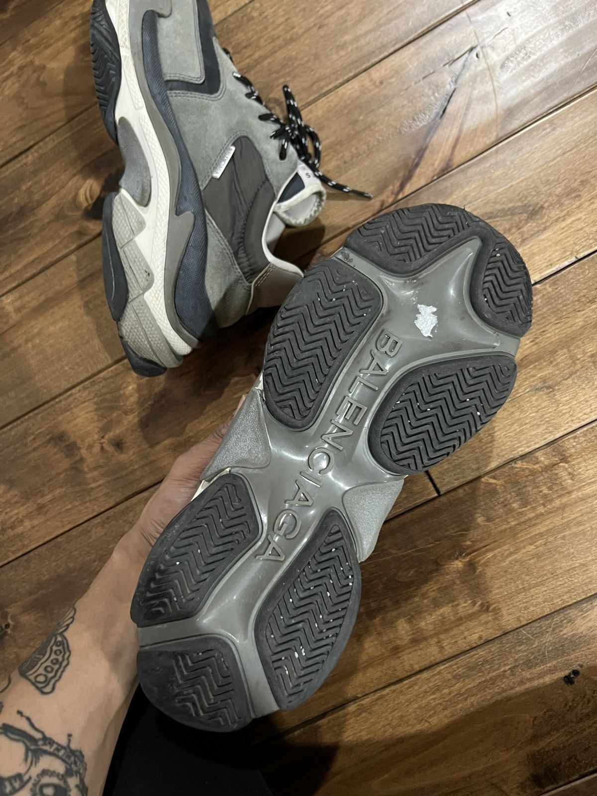 Balenciaga Balenciaga Triple S sneakers Size US 9.5 / EU 42-43 - 17 Thumbnail