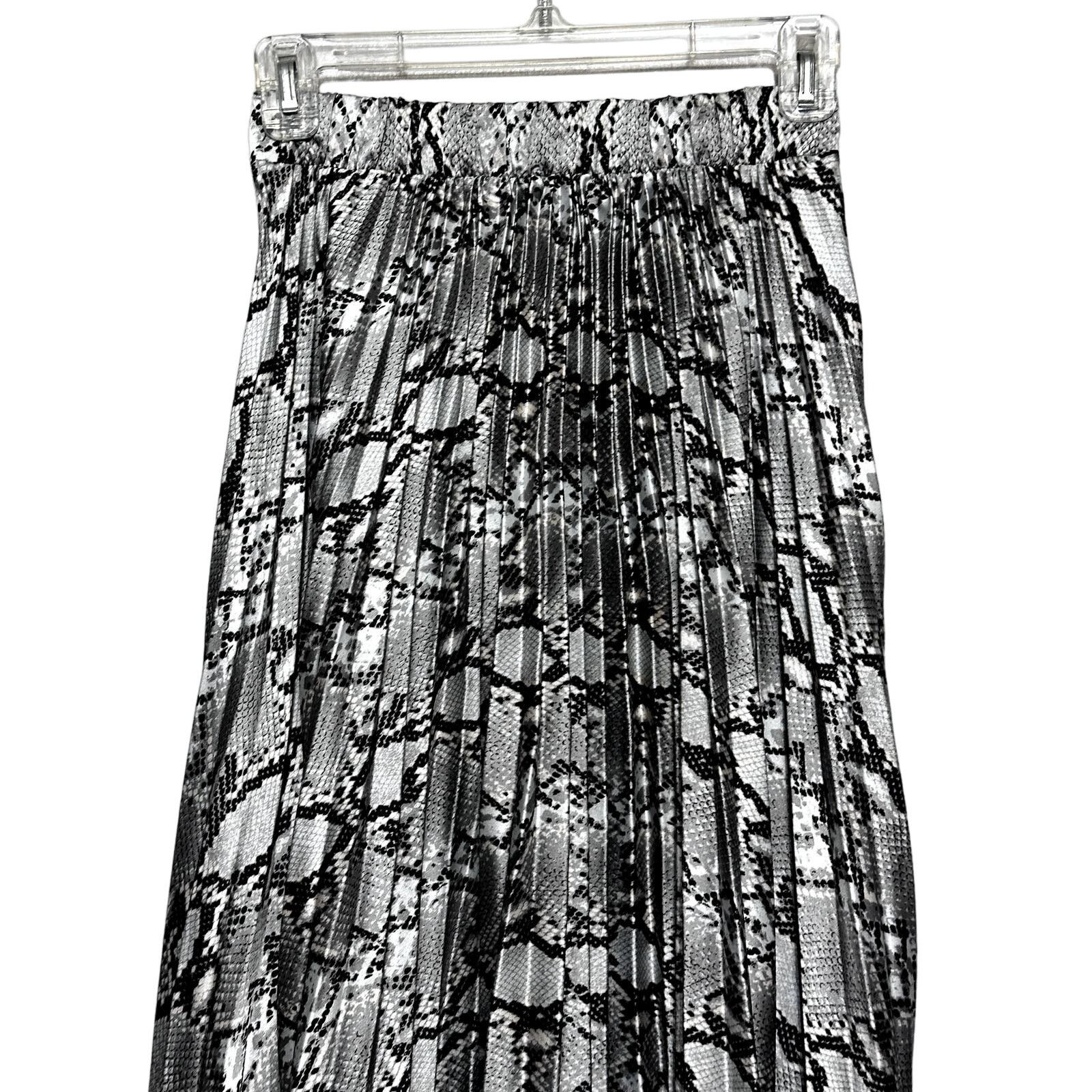 New Look New Look Midi Skirt Snakeskin Design Pleated Gray Black 2 Size 26" / US 2 / IT 38 - 7 Thumbnail
