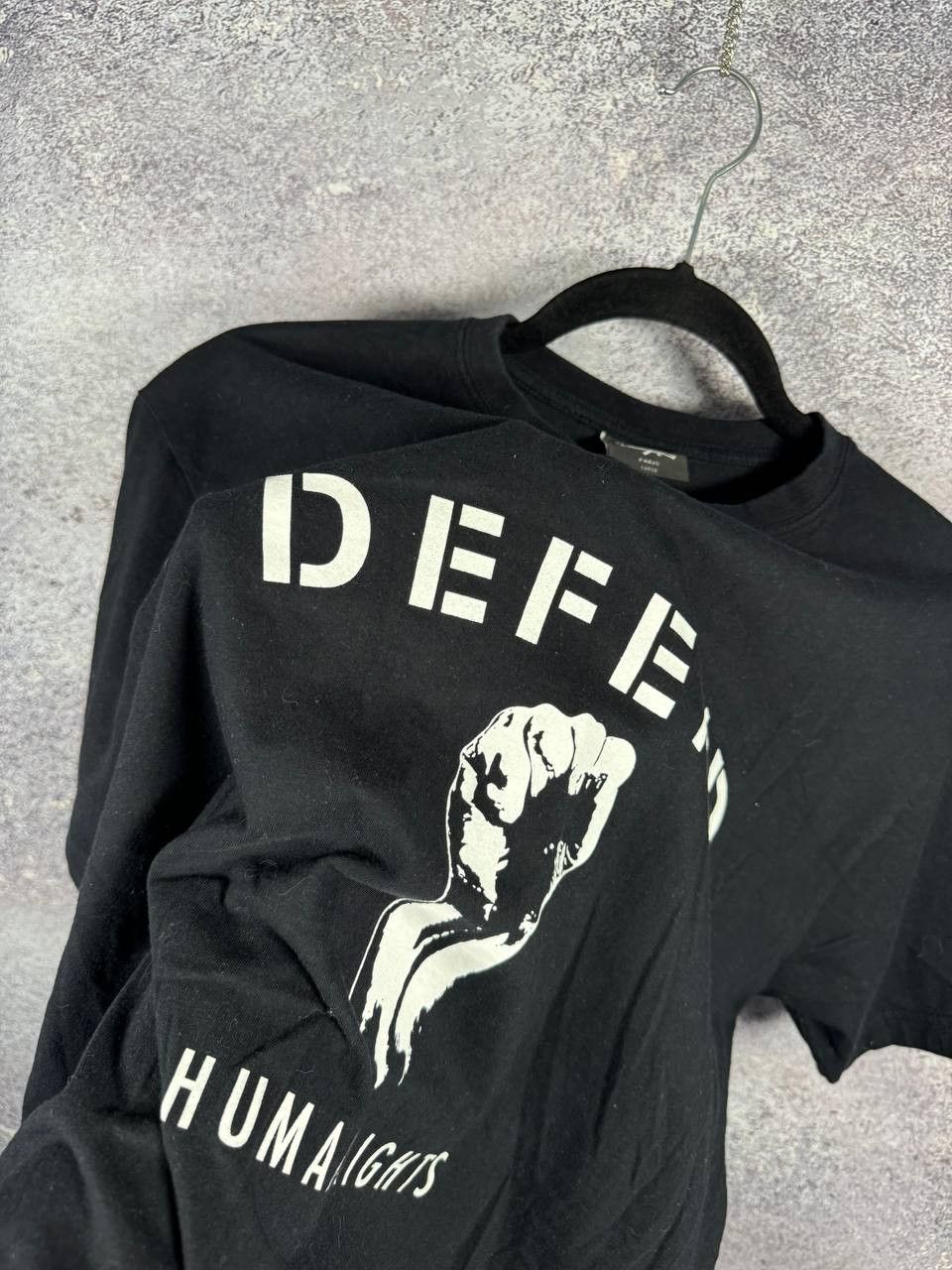 DEFEND PARIS Defend Paris Human Rights Black T-Shirt Large Size US L / EU 52-54 / 3 - 6 Thumbnail