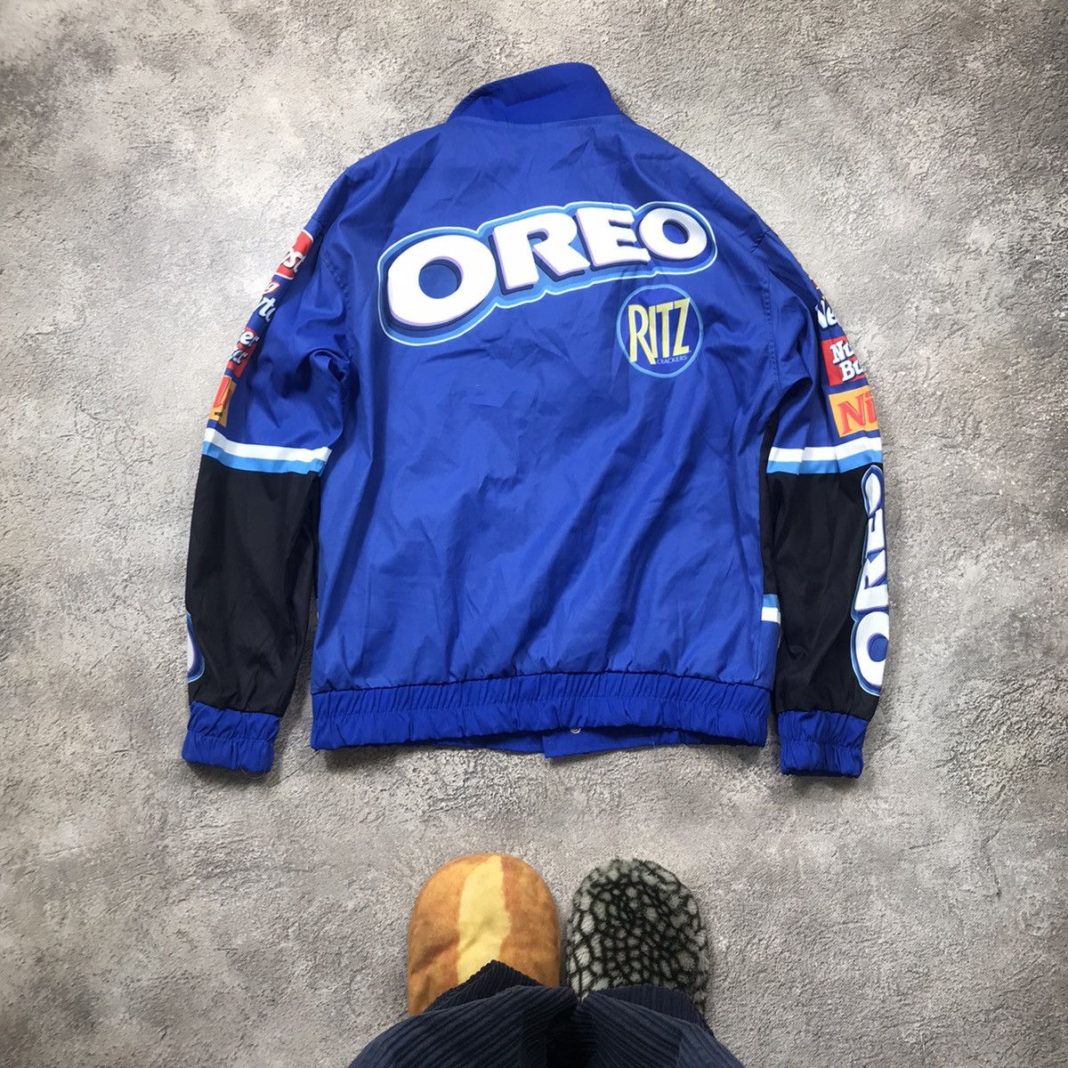 Vintage Vintage 90s NASCAR Oreo Racing Jacket Streetwear Graphic L Size US L / EU 52-54 / 3 - 6 Thumbnail