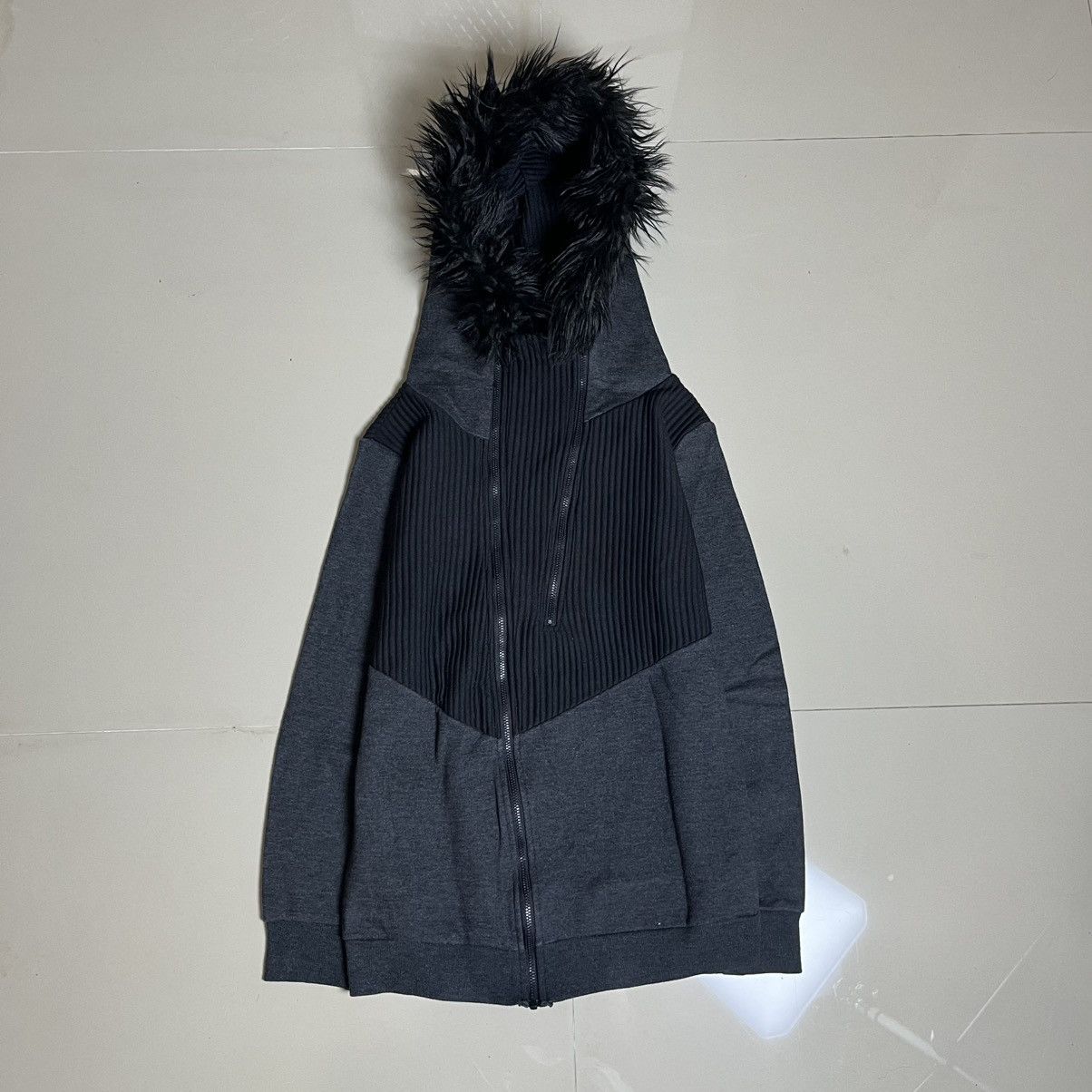 Le Grande Bleu (L.G.B.) Rare if six was nine / LGB Style Gothic Ribbed Fur Hoodie Size US M / EU 48-50 / 2 - 1 Thumbnail