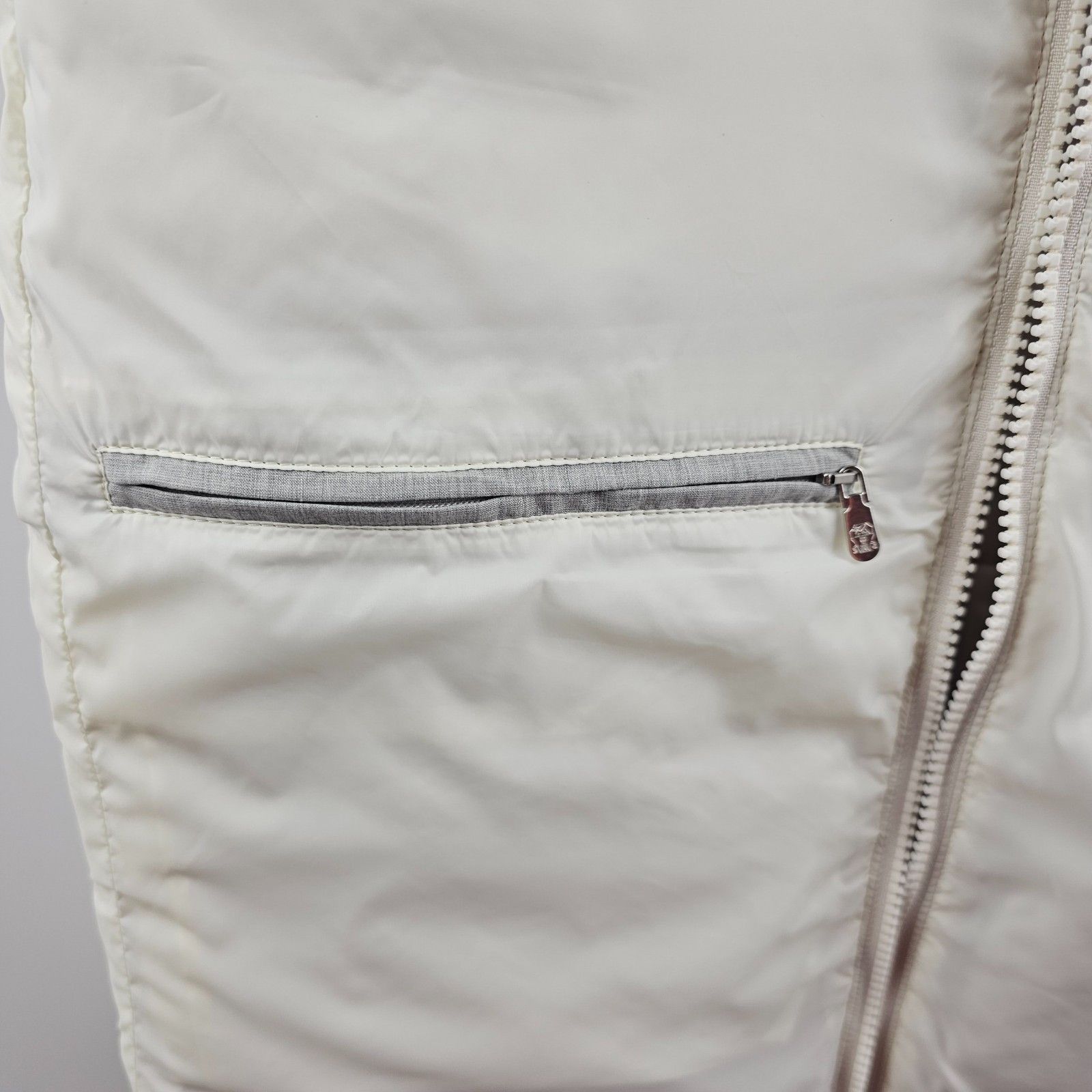 Brunello Cucinelli BRUNELLO CUCINELLI $2650 Ivory Down Vest New & Authentic Size US XXS / EU 40 - 8 Thumbnail