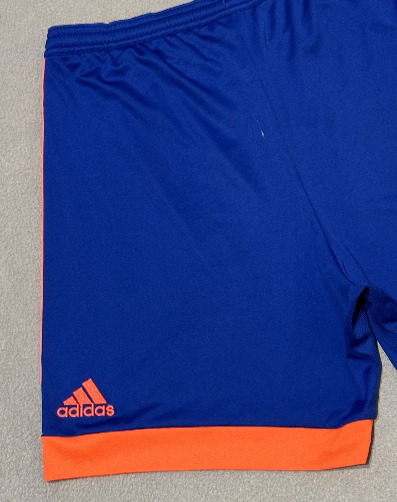 Adidas Feyenoord 2015/2016 Adidas Football Shorts size M Size US 32 / EU 48 - 9 Thumbnail