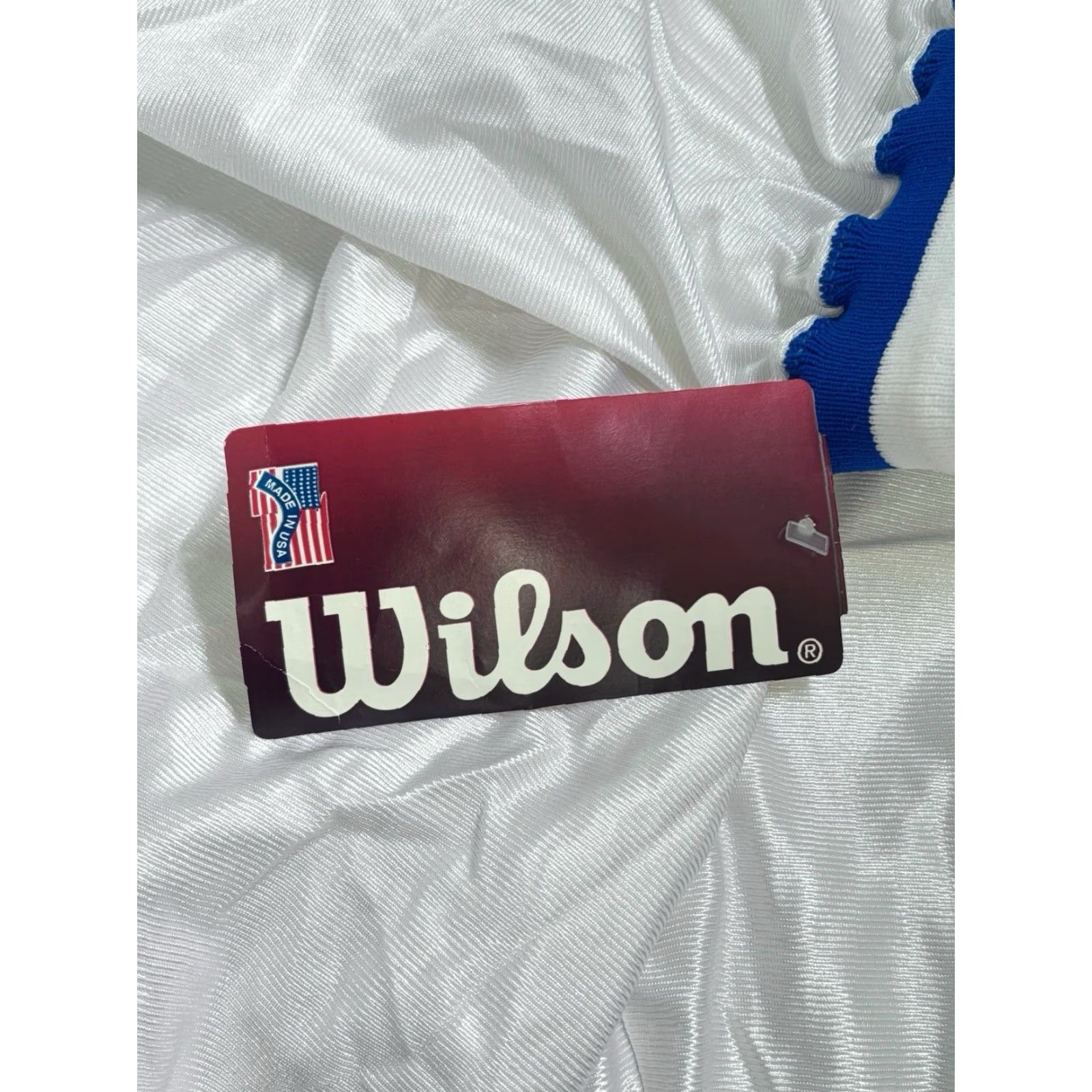 Wilson VINTAGE Wilson Basketball Shorts Mens S White 90s NWT NOS Made in USA Athletic 6.5” Inseam 13” Waist Drawstring USA 90s Size US 29 - 2 Thumbnail