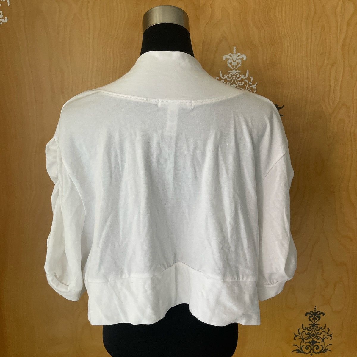 Vintage Vintage Y2K 2000s White Cotton Bolero Shrug Crop Top S/M Size M / US 6-8 / IT 42-44 - 5 Thumbnail